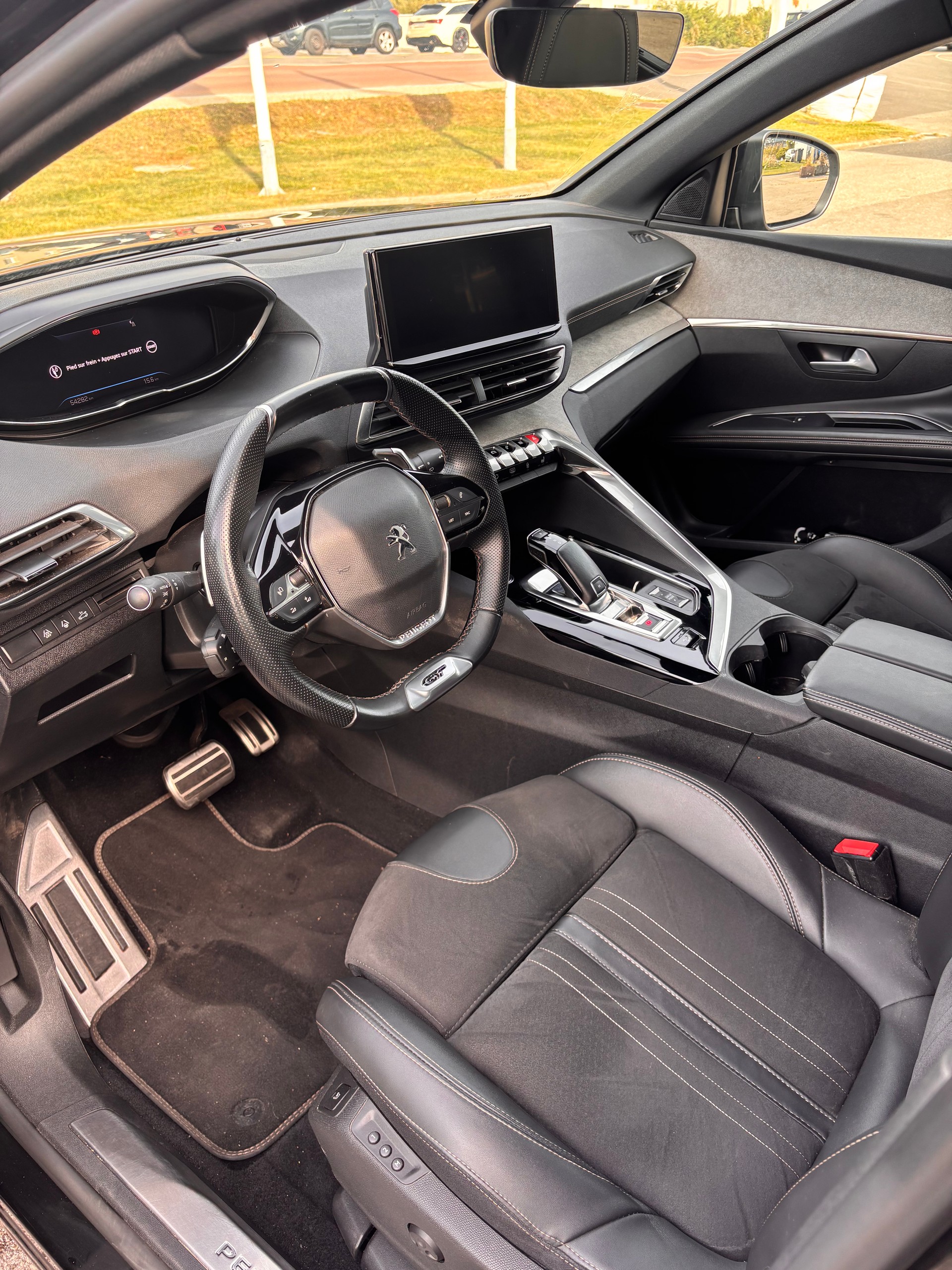 PEUGEOT 1.5 BlueHDi GT-image-4