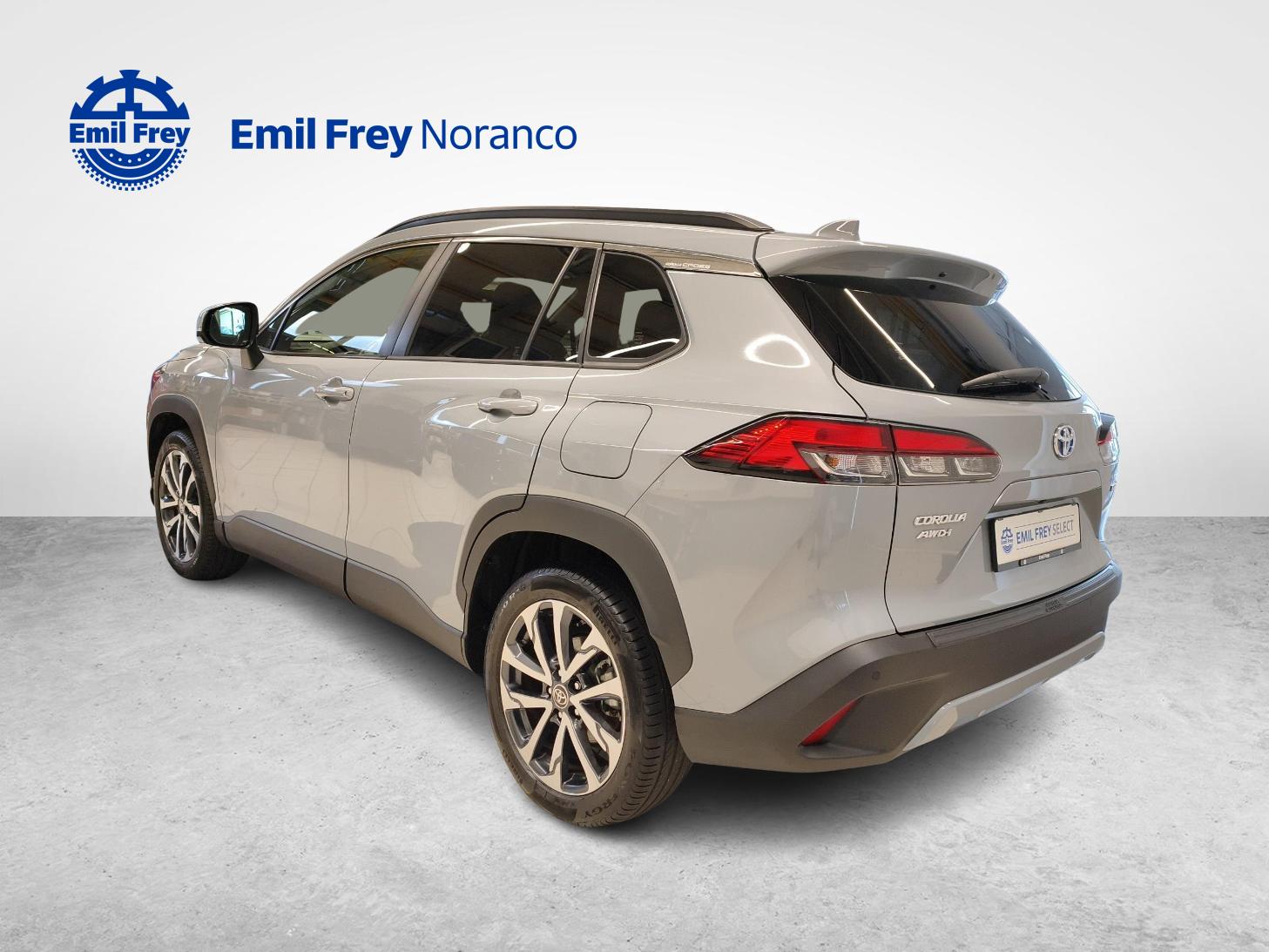 TOYOTA Corolla Cross 2.0 HSD Trend AWD-i - Ruote invernali incluse-showroom-element-2