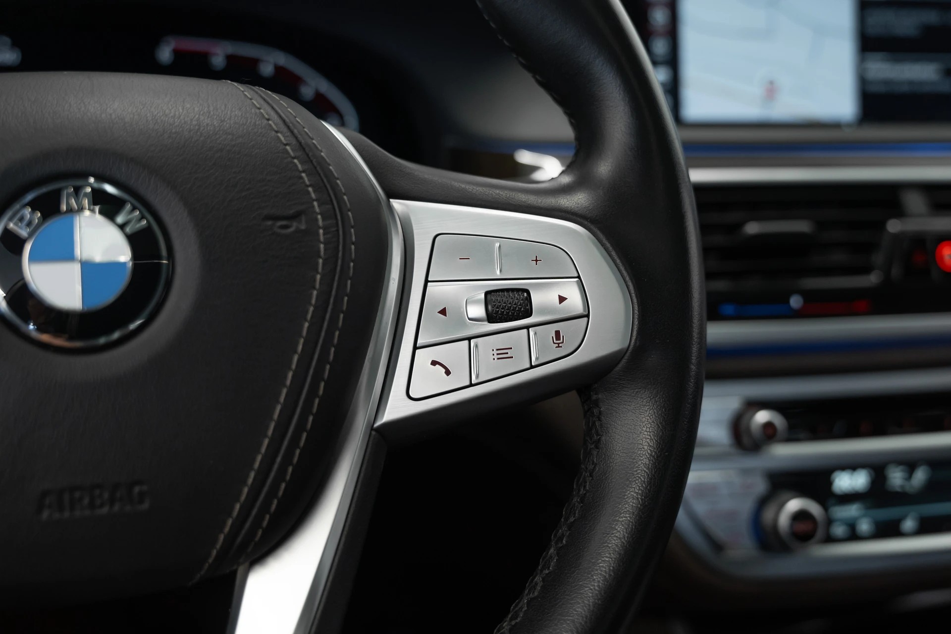 BMW 730Ld xDrive Steptronic-image-19