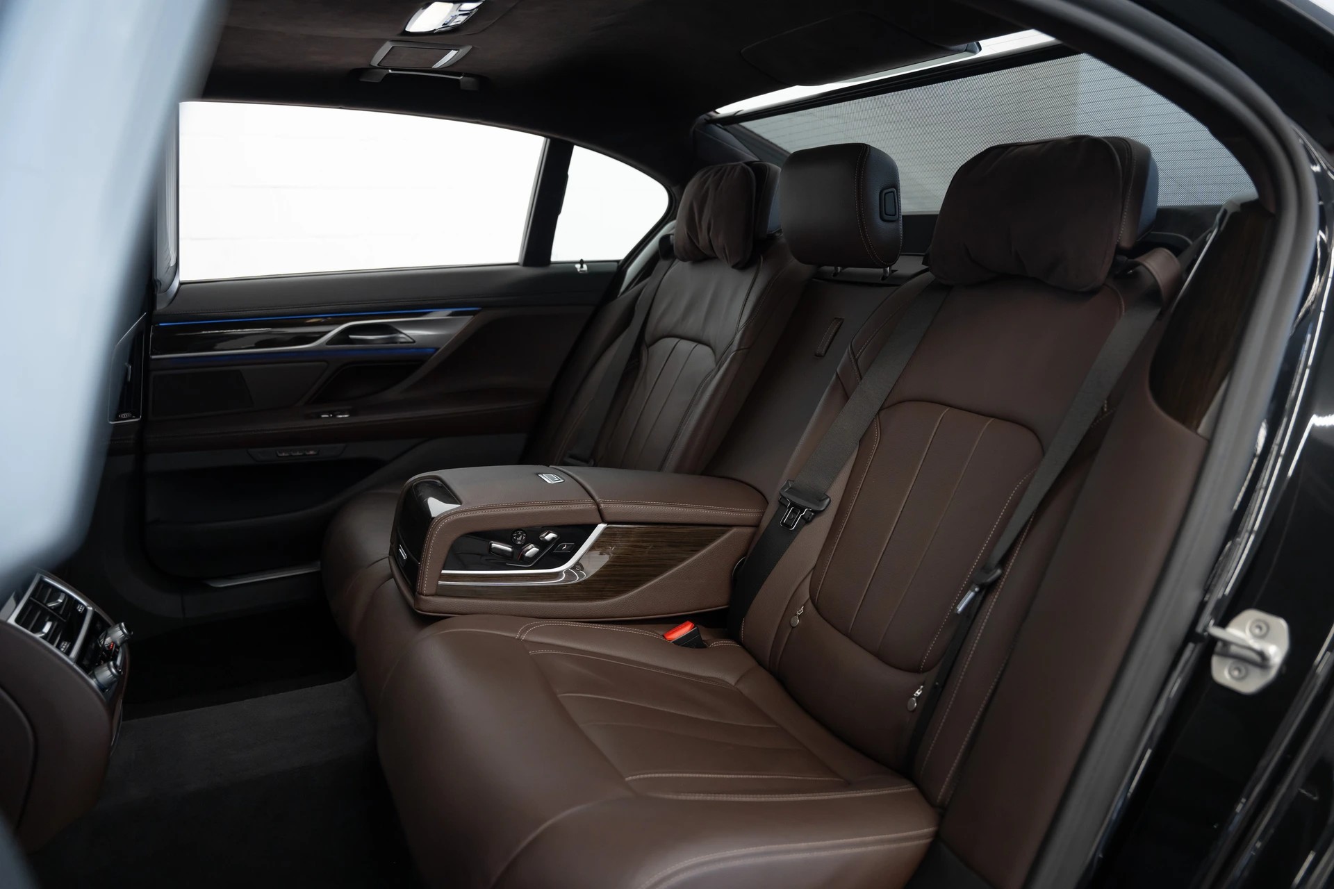 BMW 730Ld xDrive Steptronic-image-10