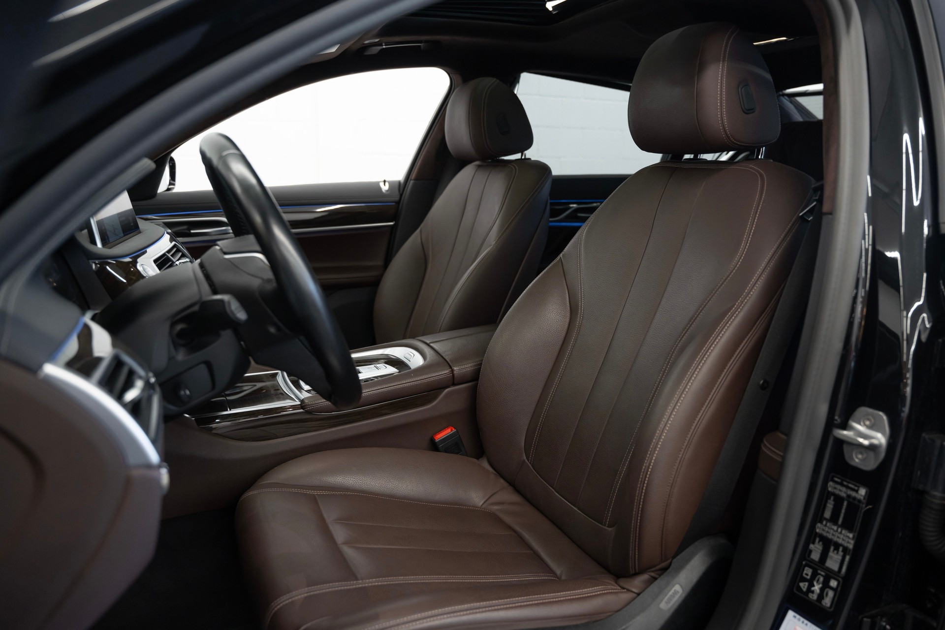 BMW 730Ld xDrive Steptronic-image-8