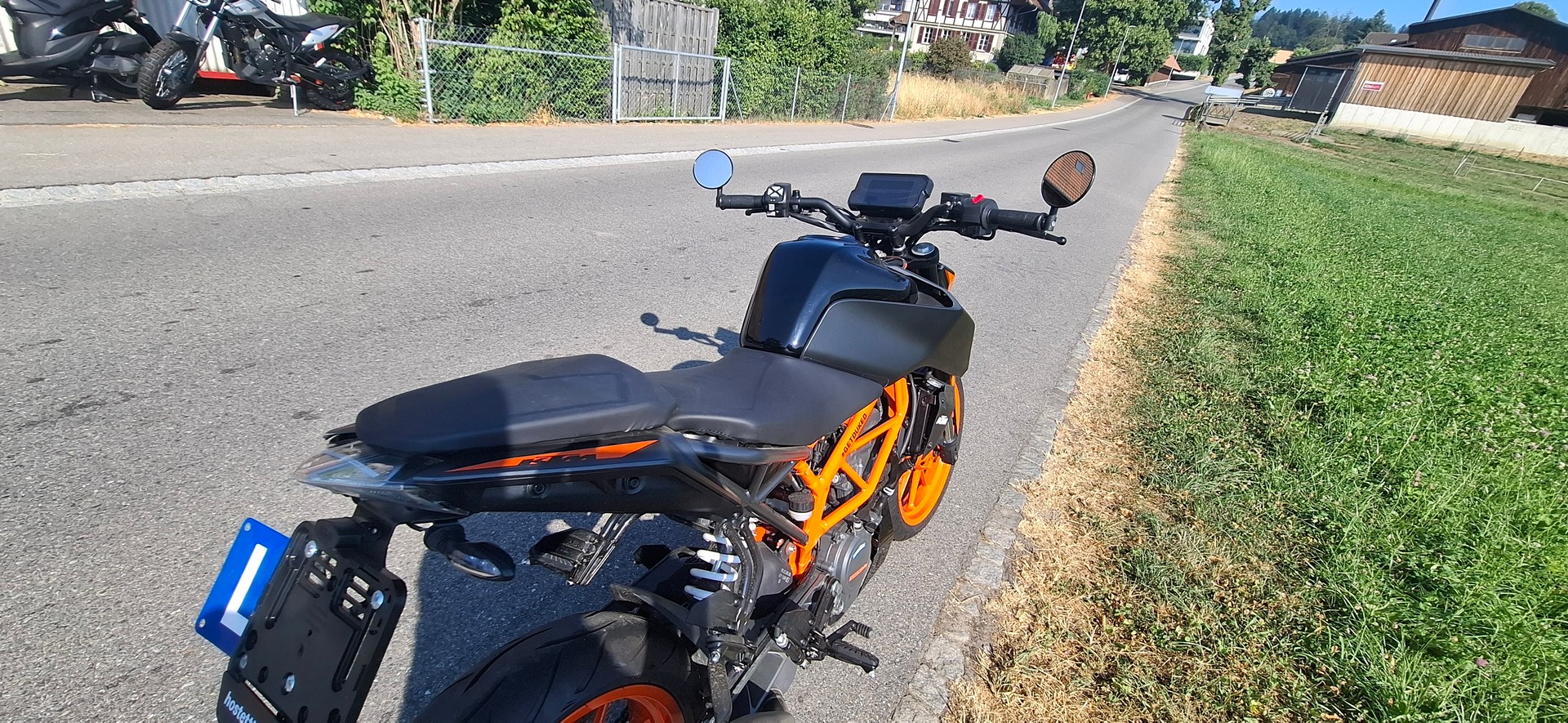 KTM 125 Duke-image-4