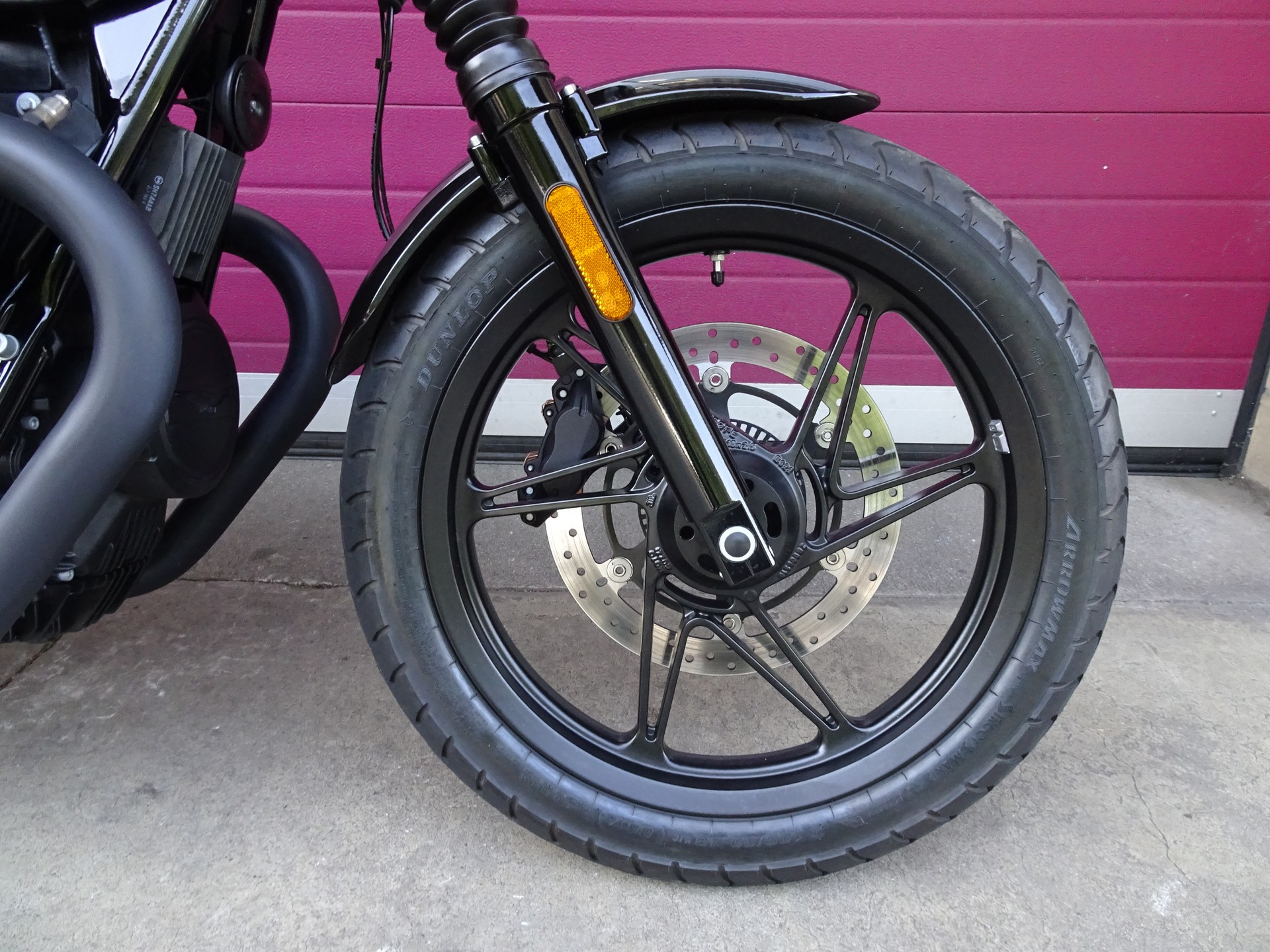 MOTO GUZZI V7 IV 850 Stone-image-1