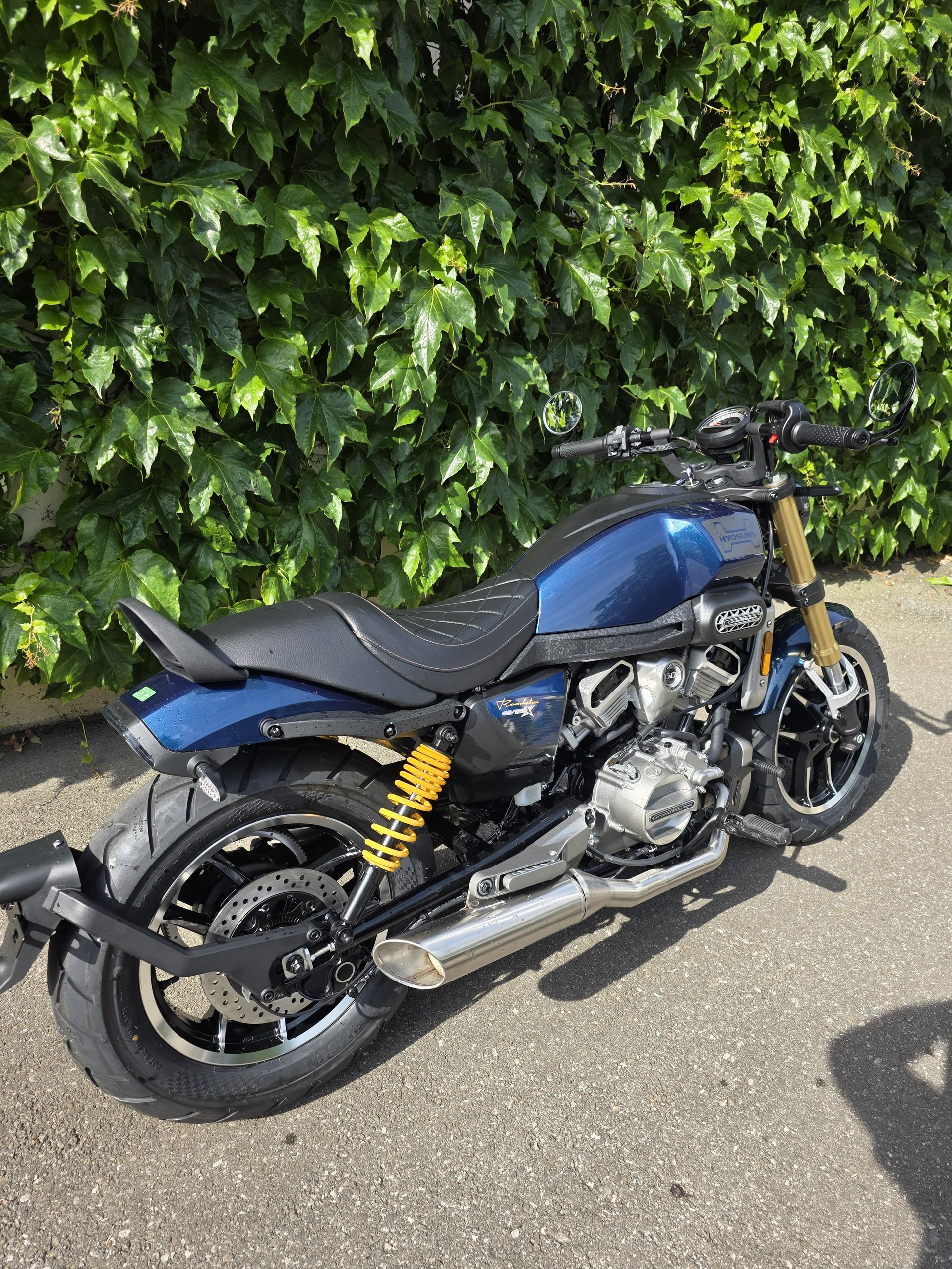 HYOSUNG 125 GV X-image-2
