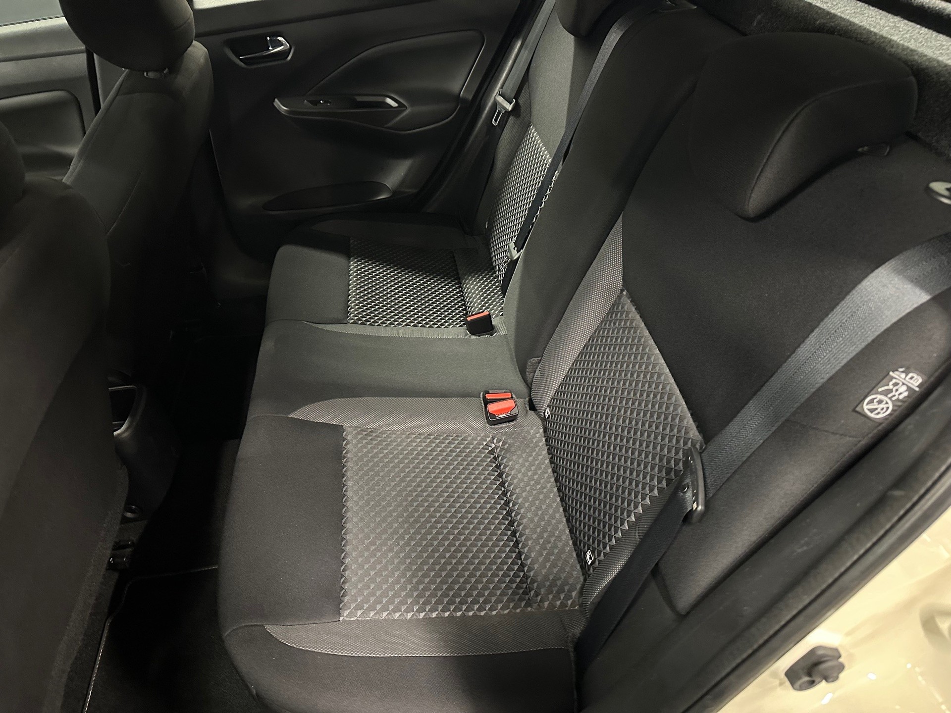 NISSAN Micra IG-T acenta Xtronic-image-9