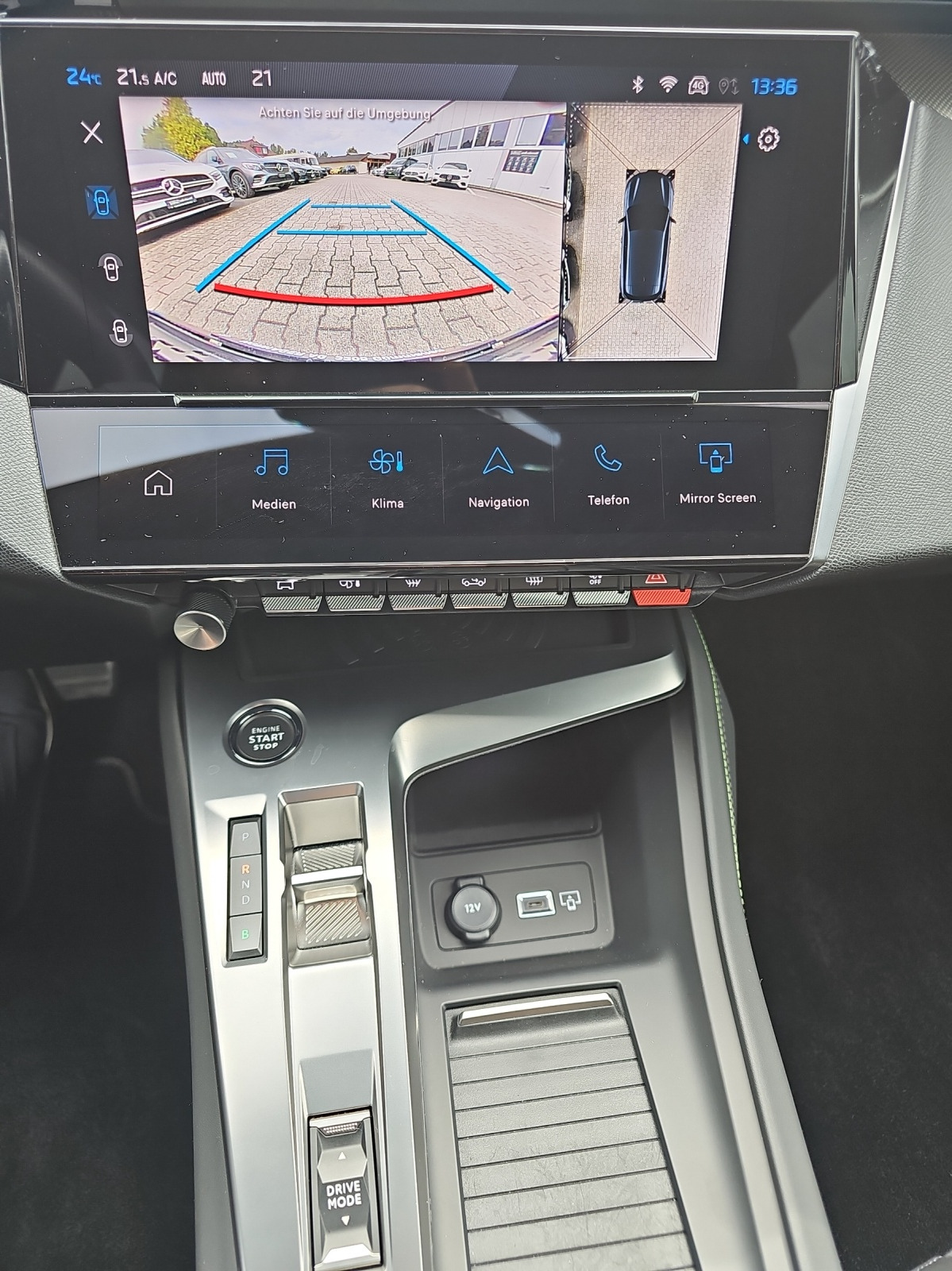 PEUGEOT 308 1.6 PHEV 180 GT-image-12