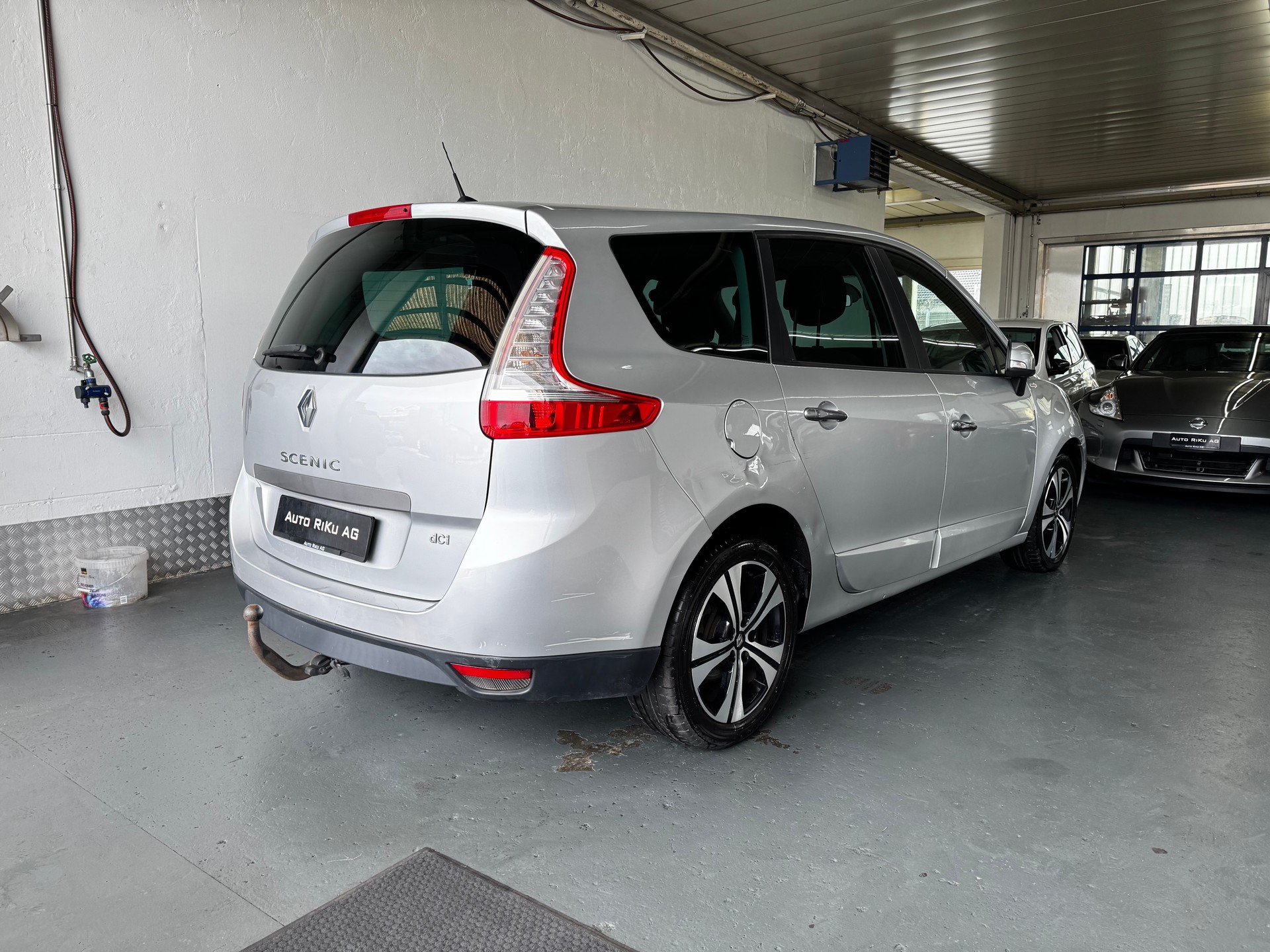 RENAULT Grand Scénic 1.6 dCi Dynamique-image-8