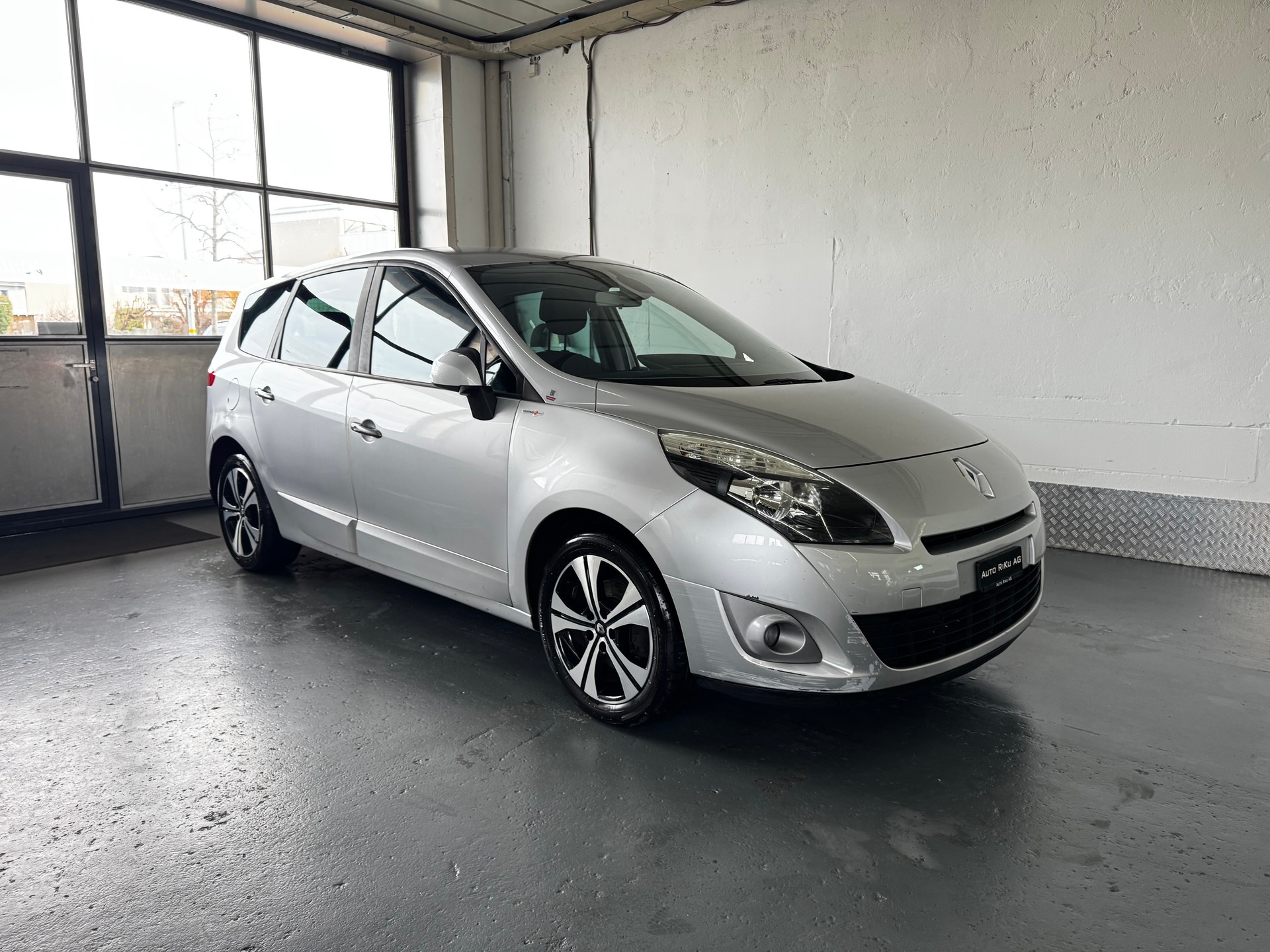 RENAULT Grand Scénic 1.6 dCi Dynamique-showroom-element-1