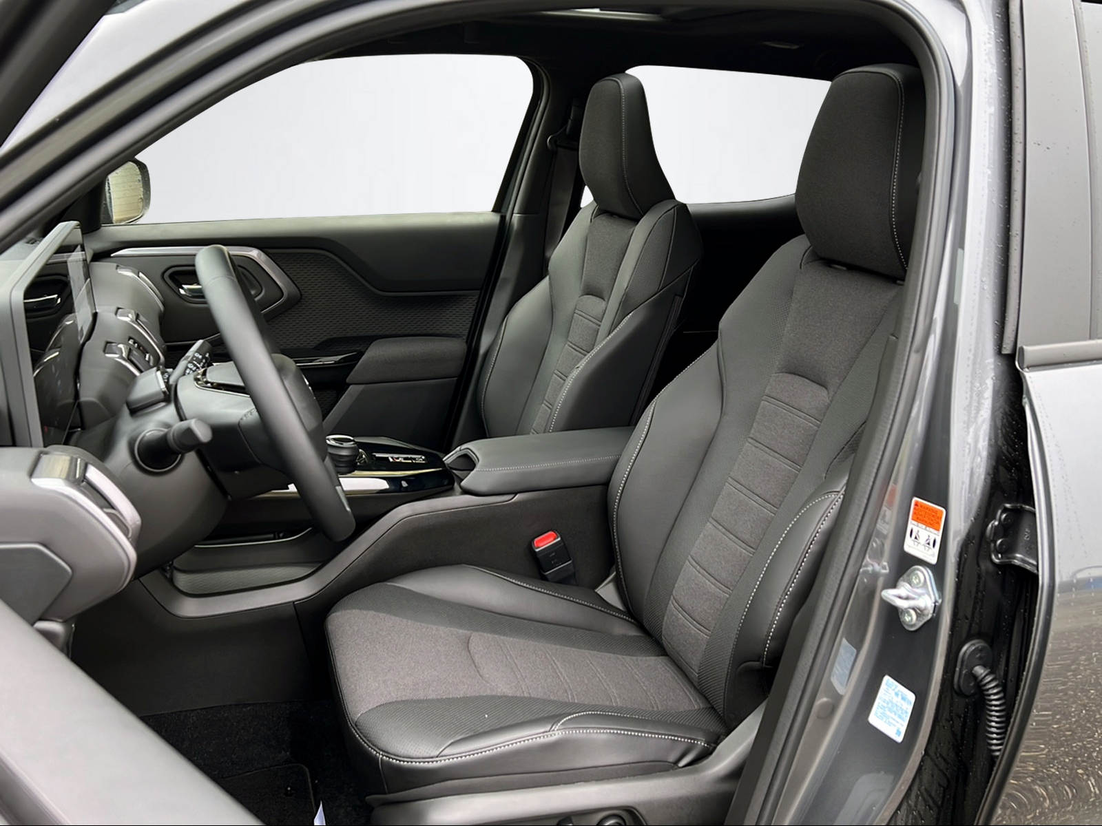 TOYOTA Urban Cruiser Premium AWD-image-14