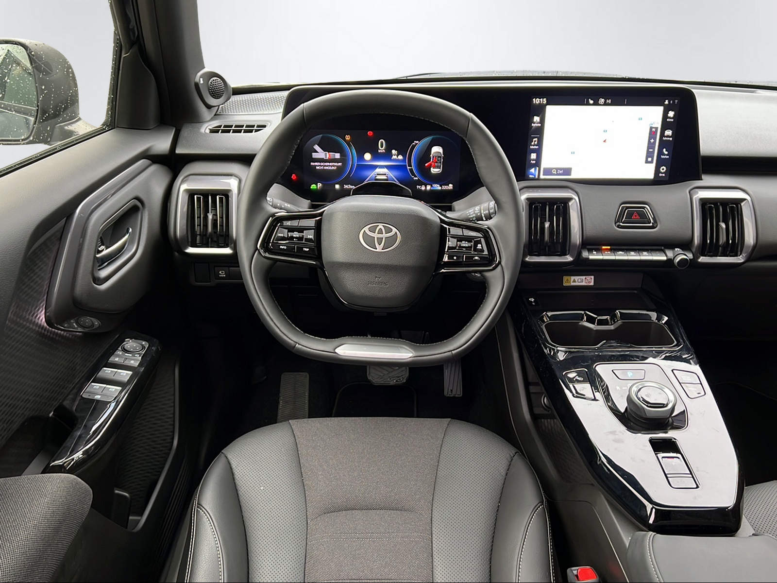TOYOTA Urban Cruiser Premium AWD-image-12