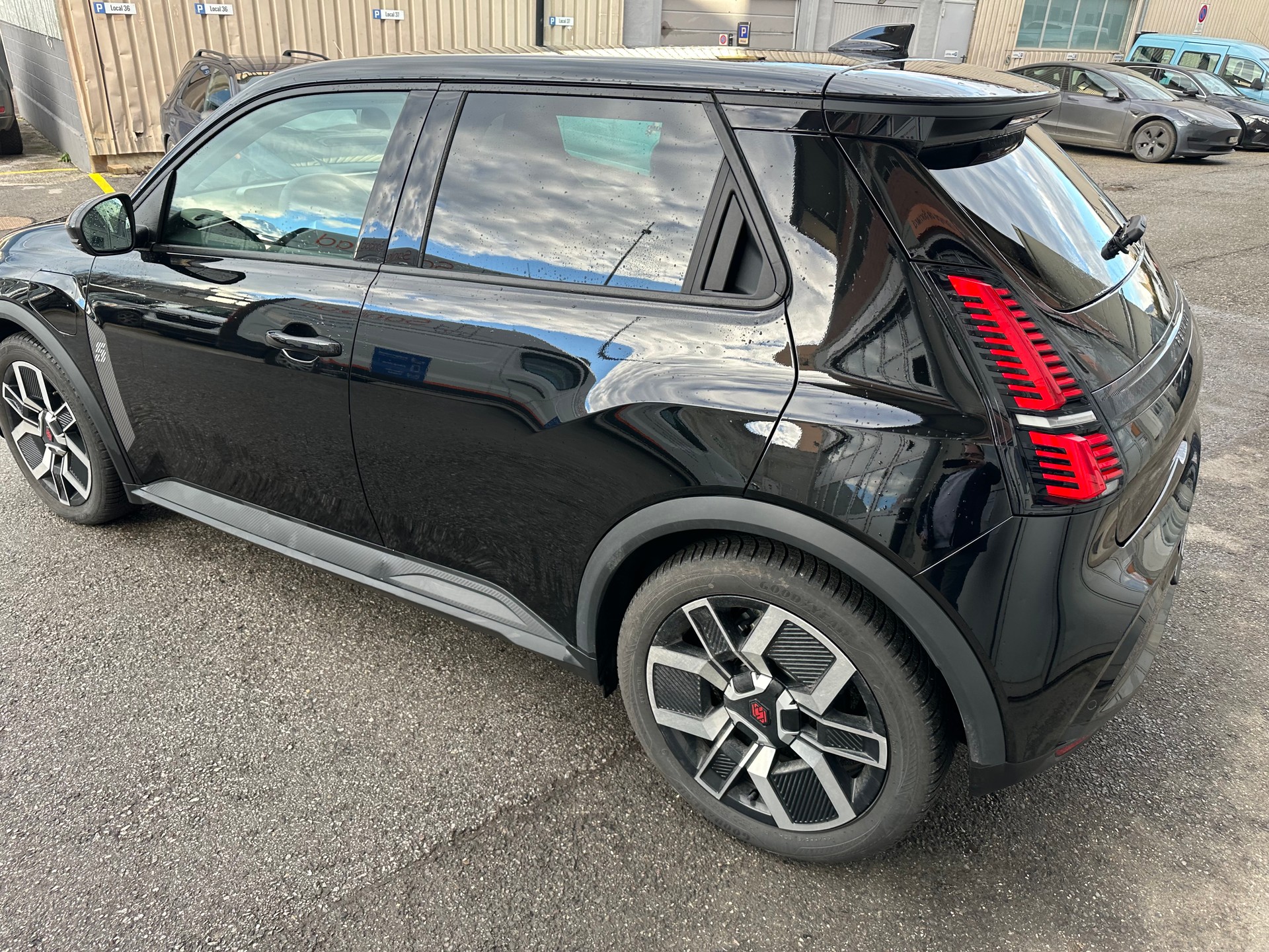 RENAULT R5 E-Tech Comfort Range 52 kWh Techno-image-5