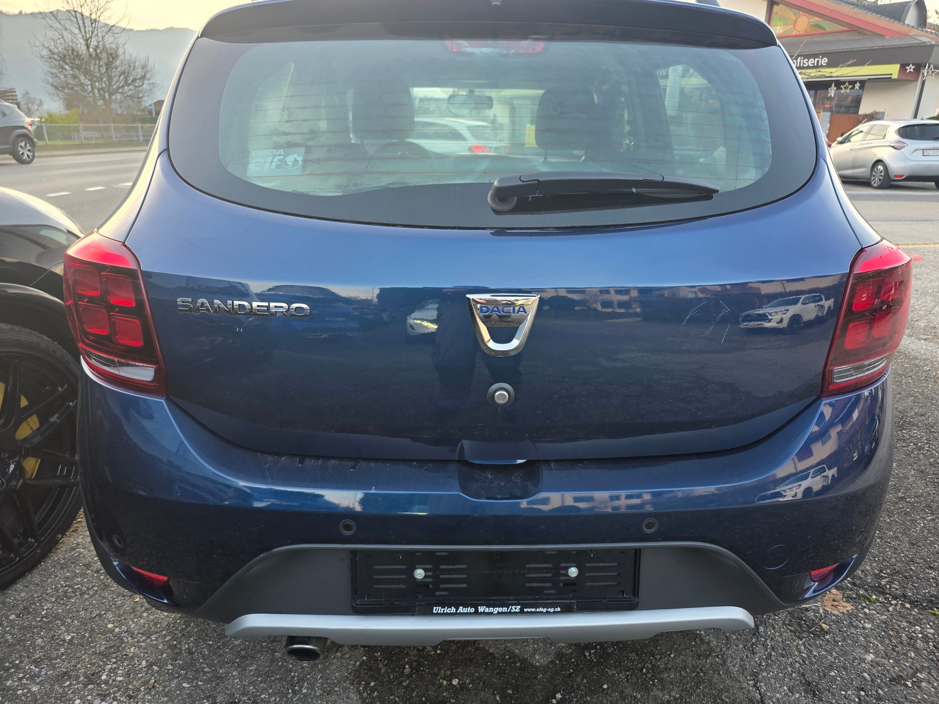 DACIA Sandero TCe 90 Ultimate Automatic-image-4