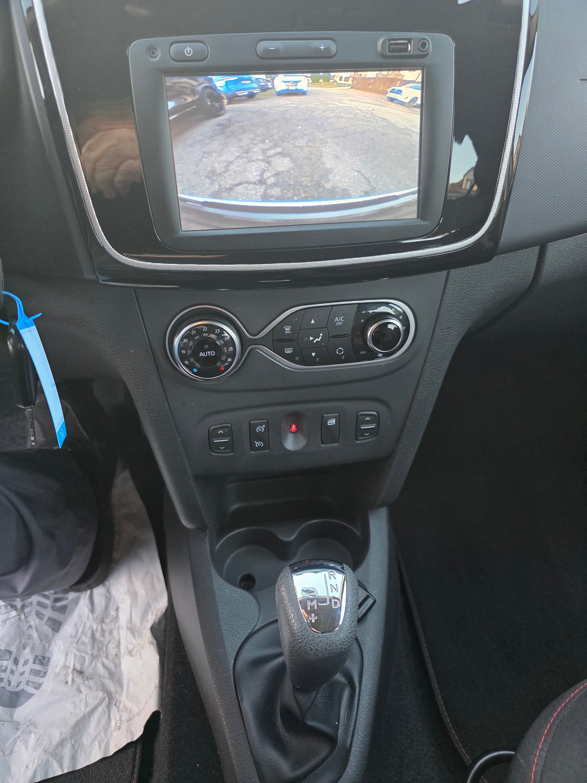 DACIA Sandero TCe 90 Ultimate Automatic-image-9