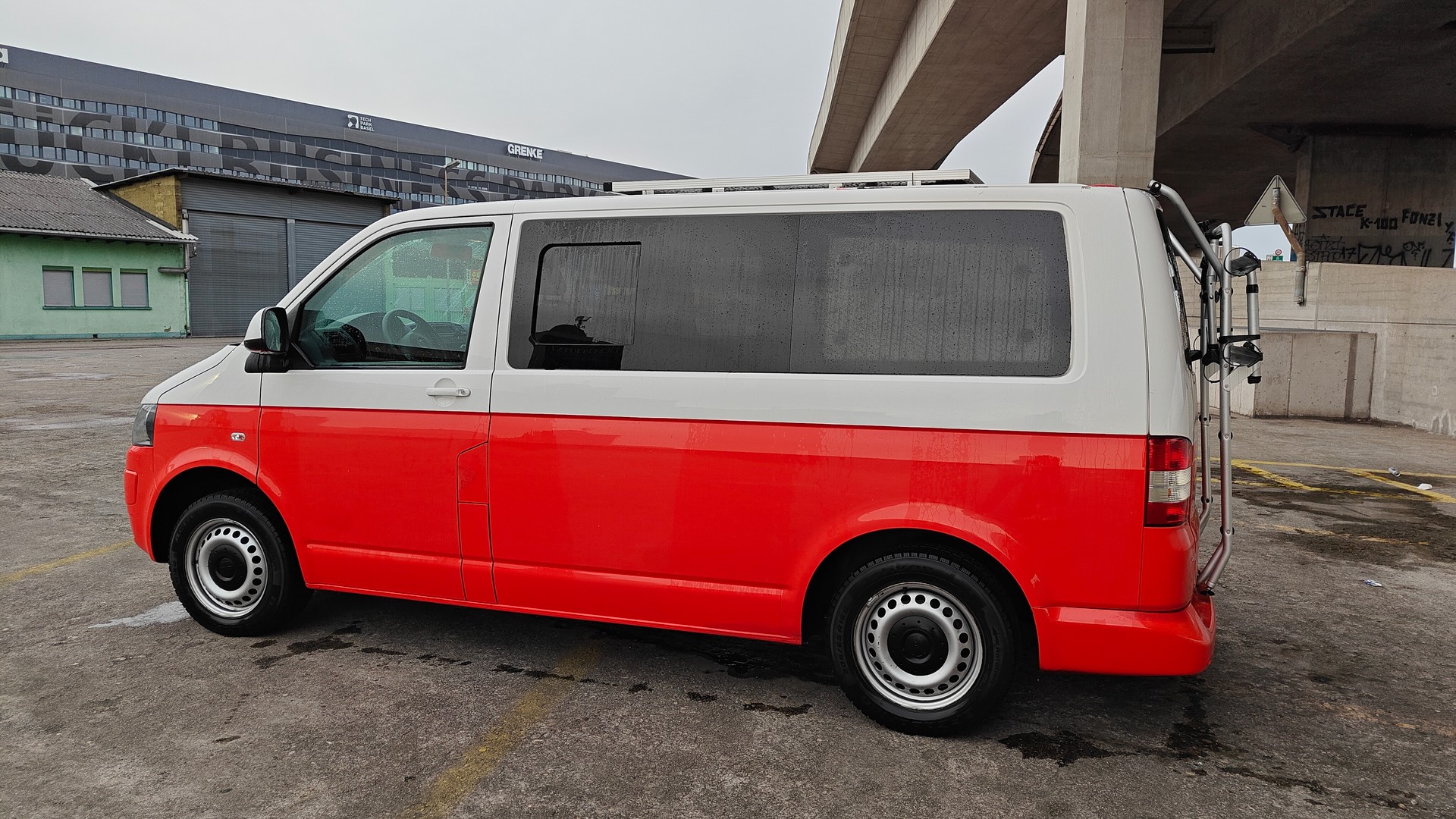 VW T5 2.0 TDI-image-13