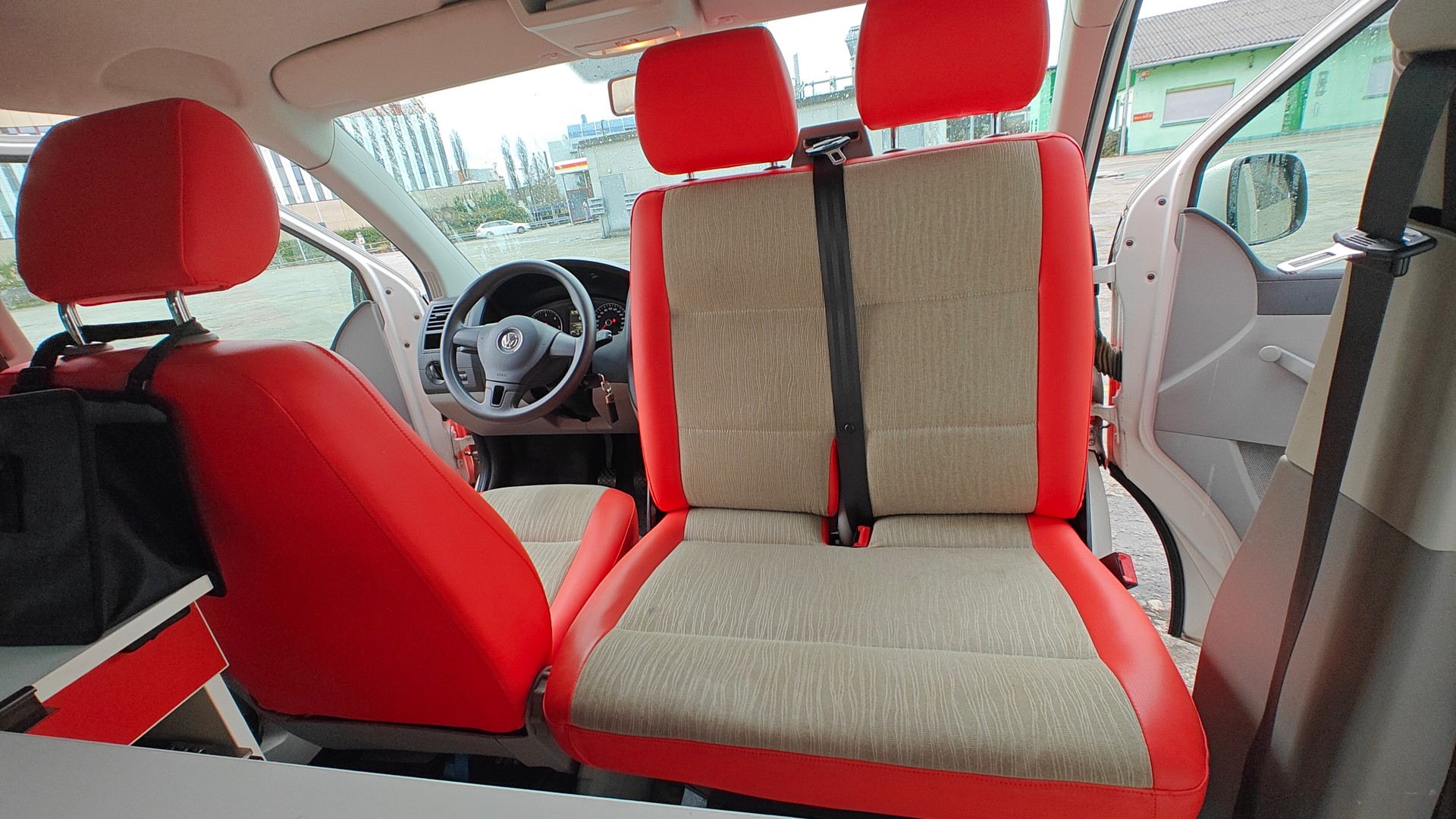 VW T5 2.0 TDI-image-16