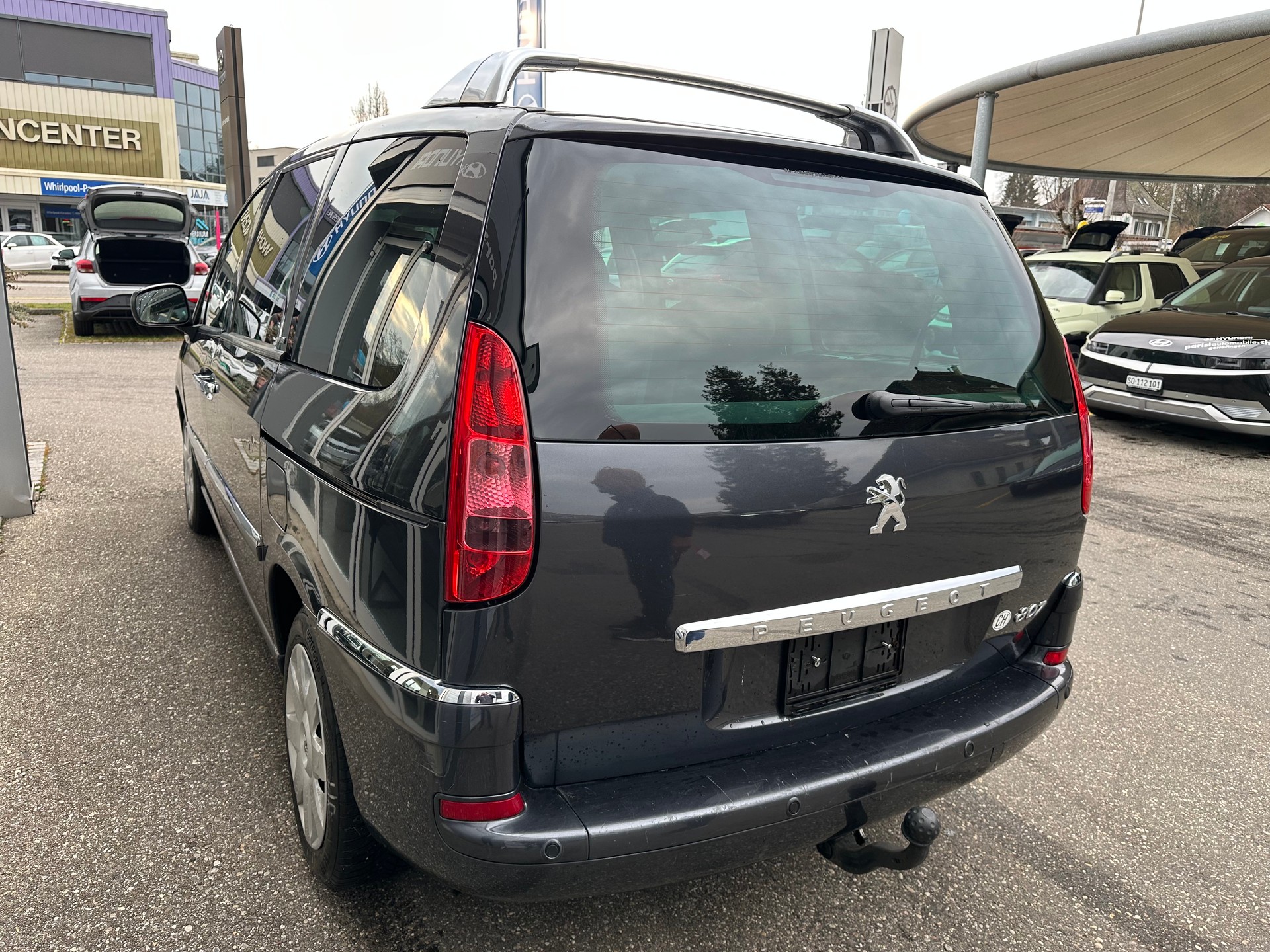 PEUGEOT 807 2.0 16V HDi Family+ Tiptronic-image-6
