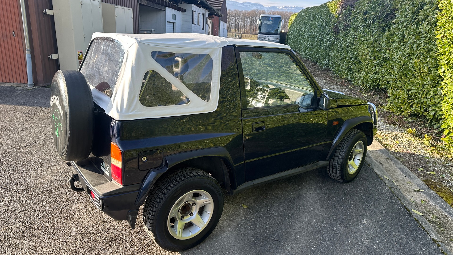 SUZUKI Vitara 1.6 Cabrio JLX+PP-image-3