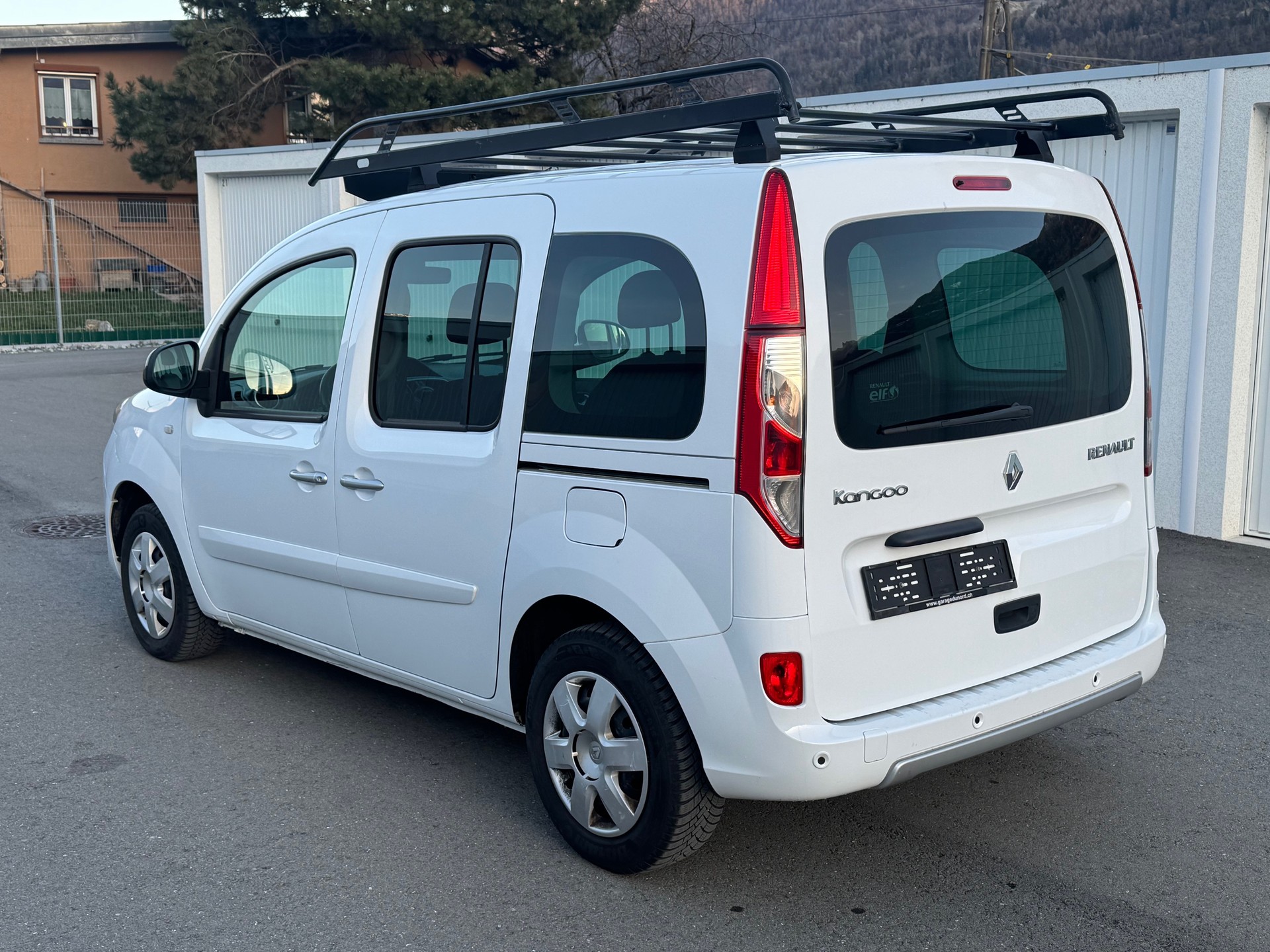 RENAULT Kangoo 1.2 16V Turbo Life-image-3