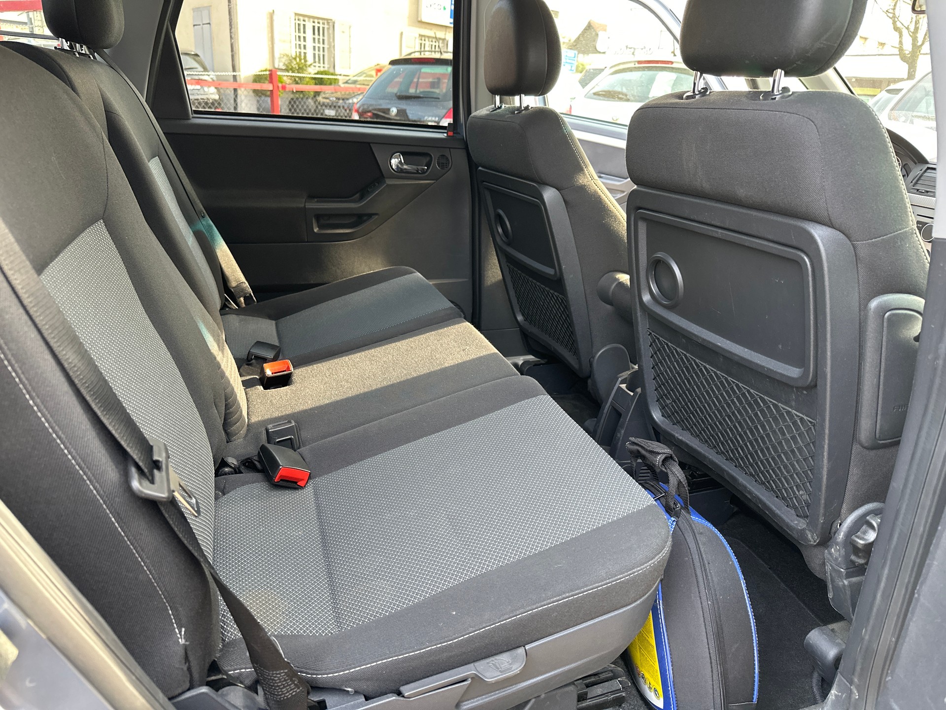 OPEL Meriva 1.8i 16V Edition-image-11