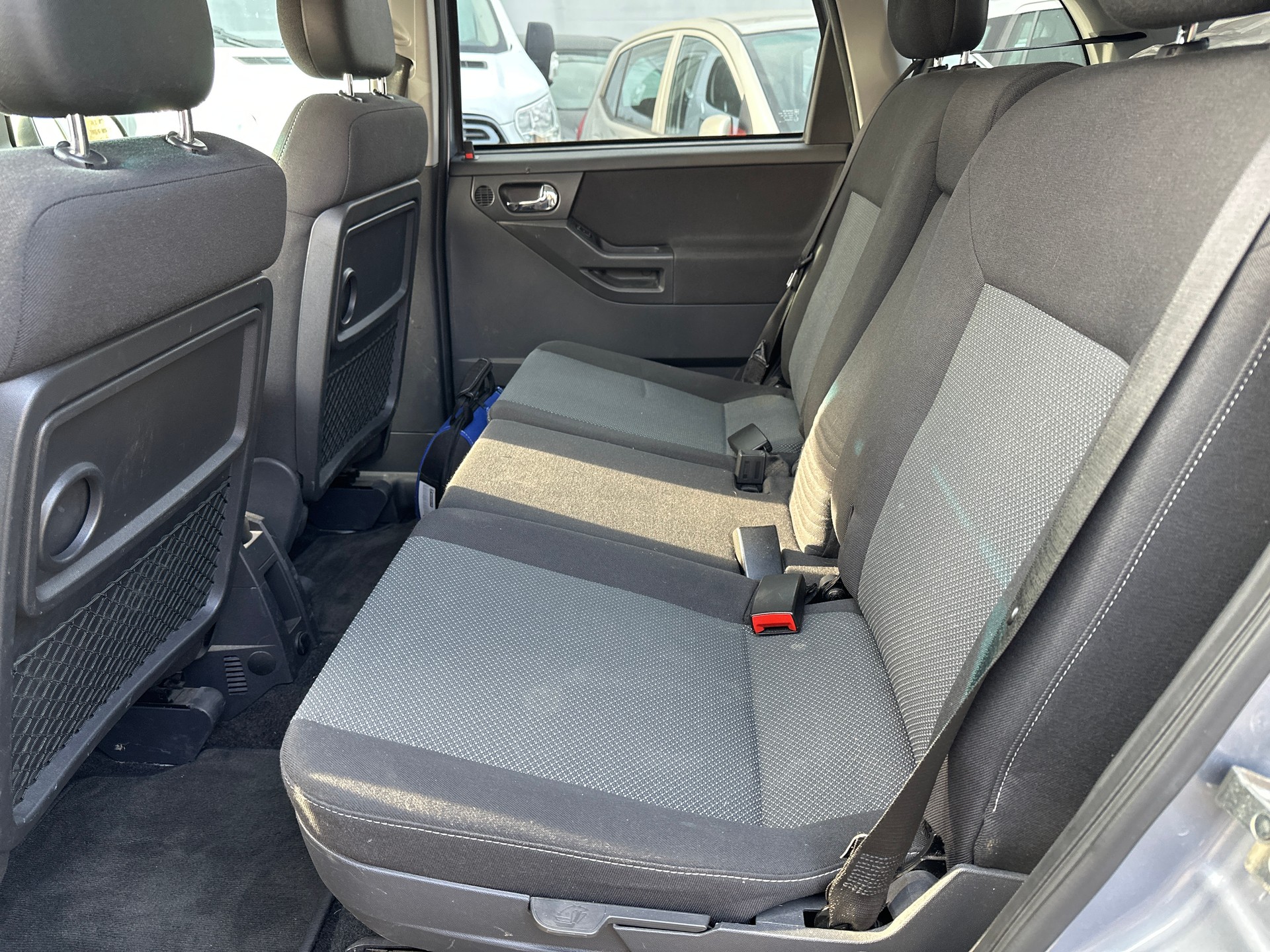 OPEL Meriva 1.8i 16V Edition-image-9