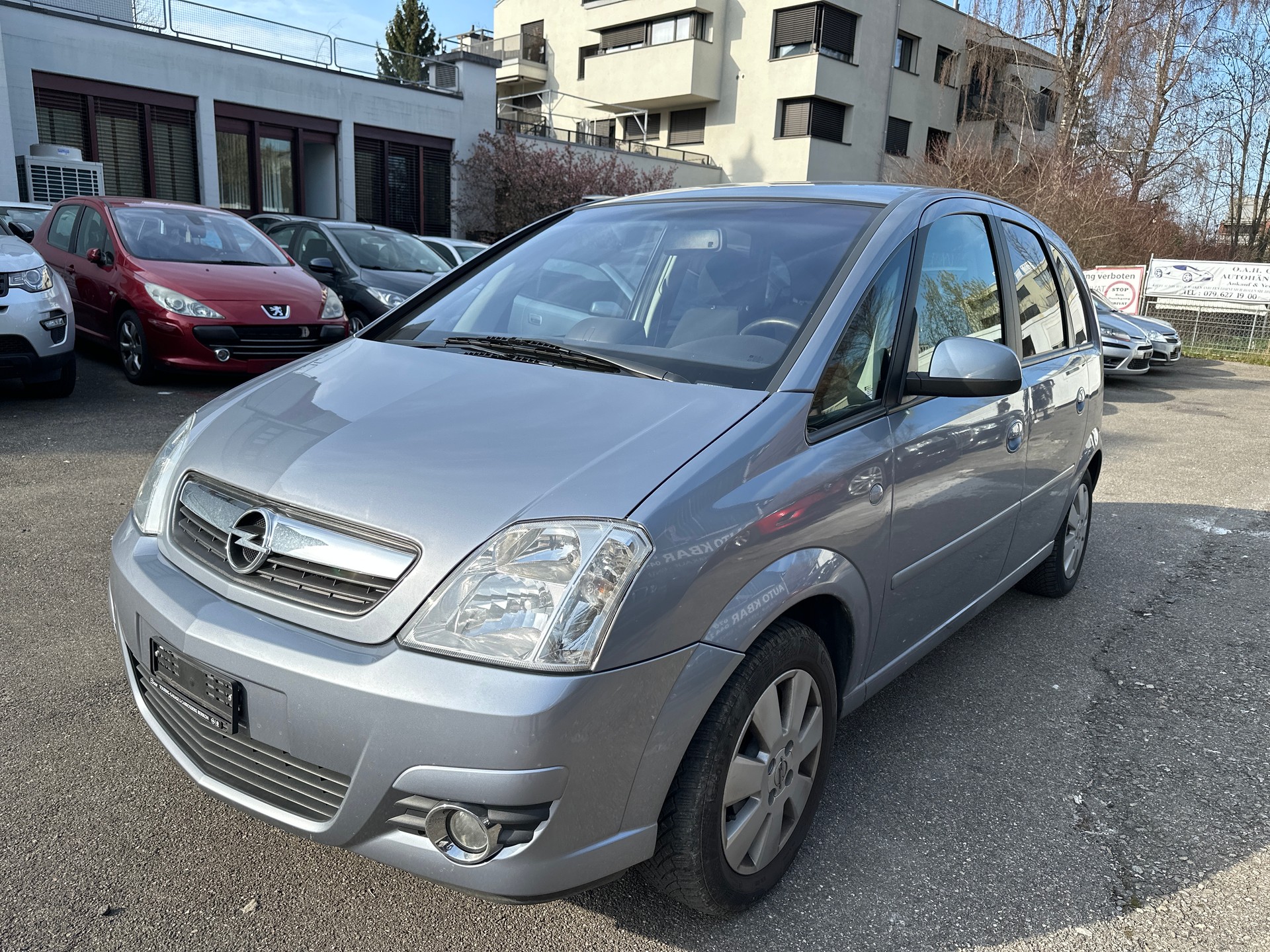 OPEL Meriva 1.8i 16V Edition-image-2