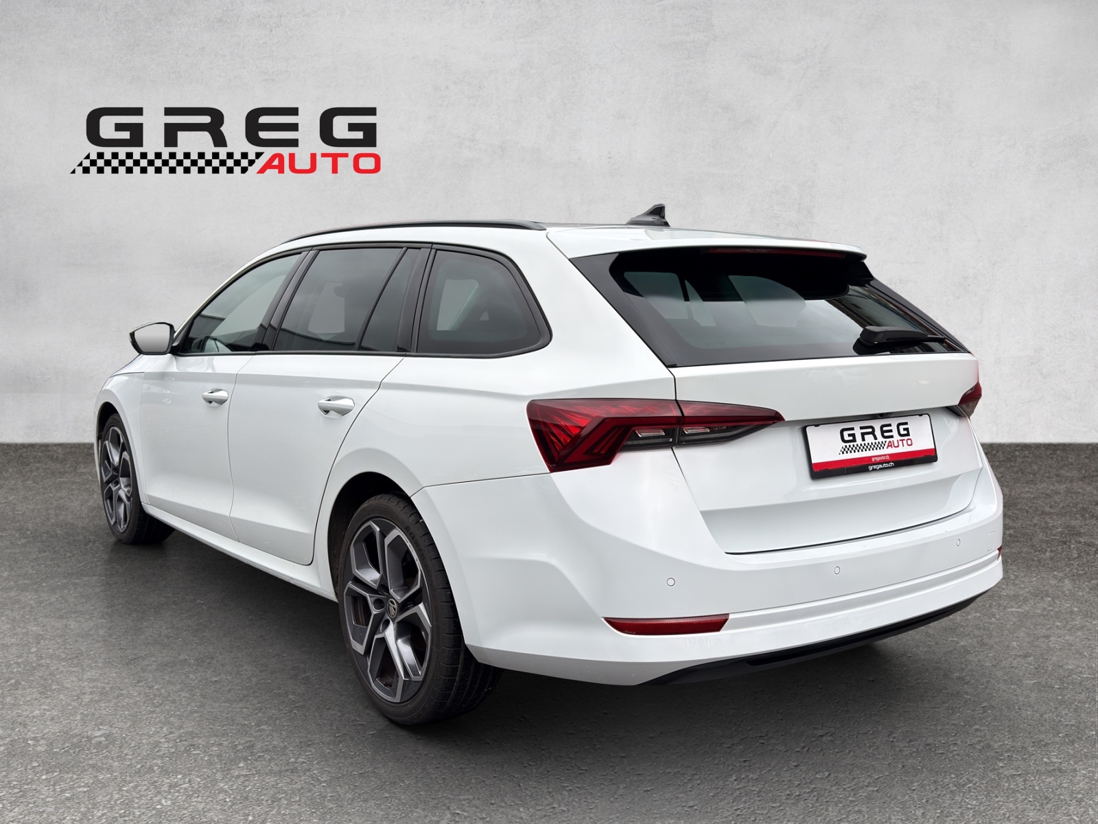 SKODA Octavia Combi 1.5 TSI mHEV DSG Style-showroom-element-2