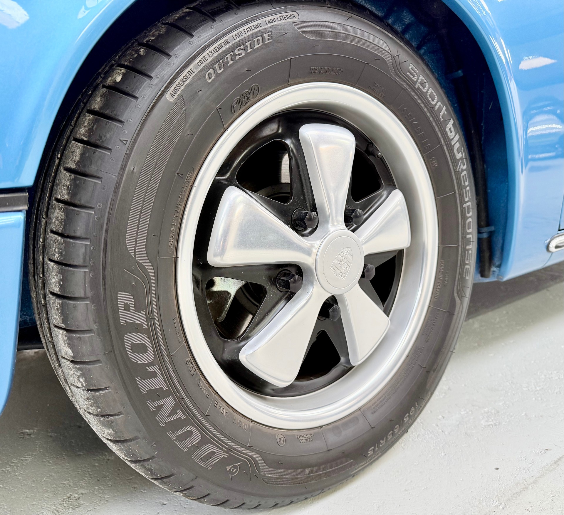 PORSCHE 911 T 2.2-image-5