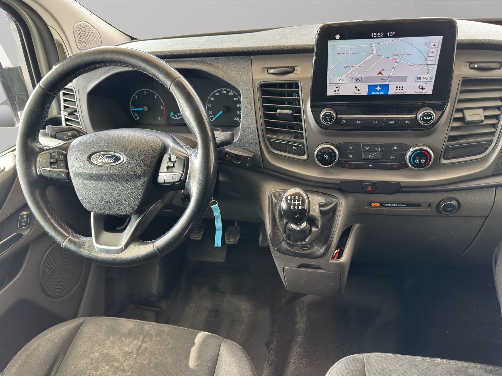 FORD Transit Custom Van 340 L2H1 Ambiente-image-8