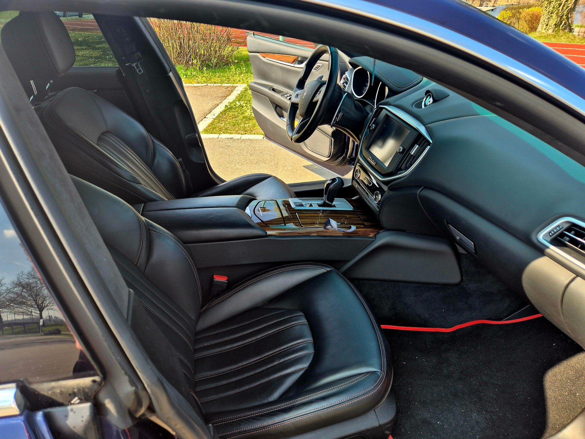 MASERATI Ghibli S Q4 3.0 V6 Automatica-image-16