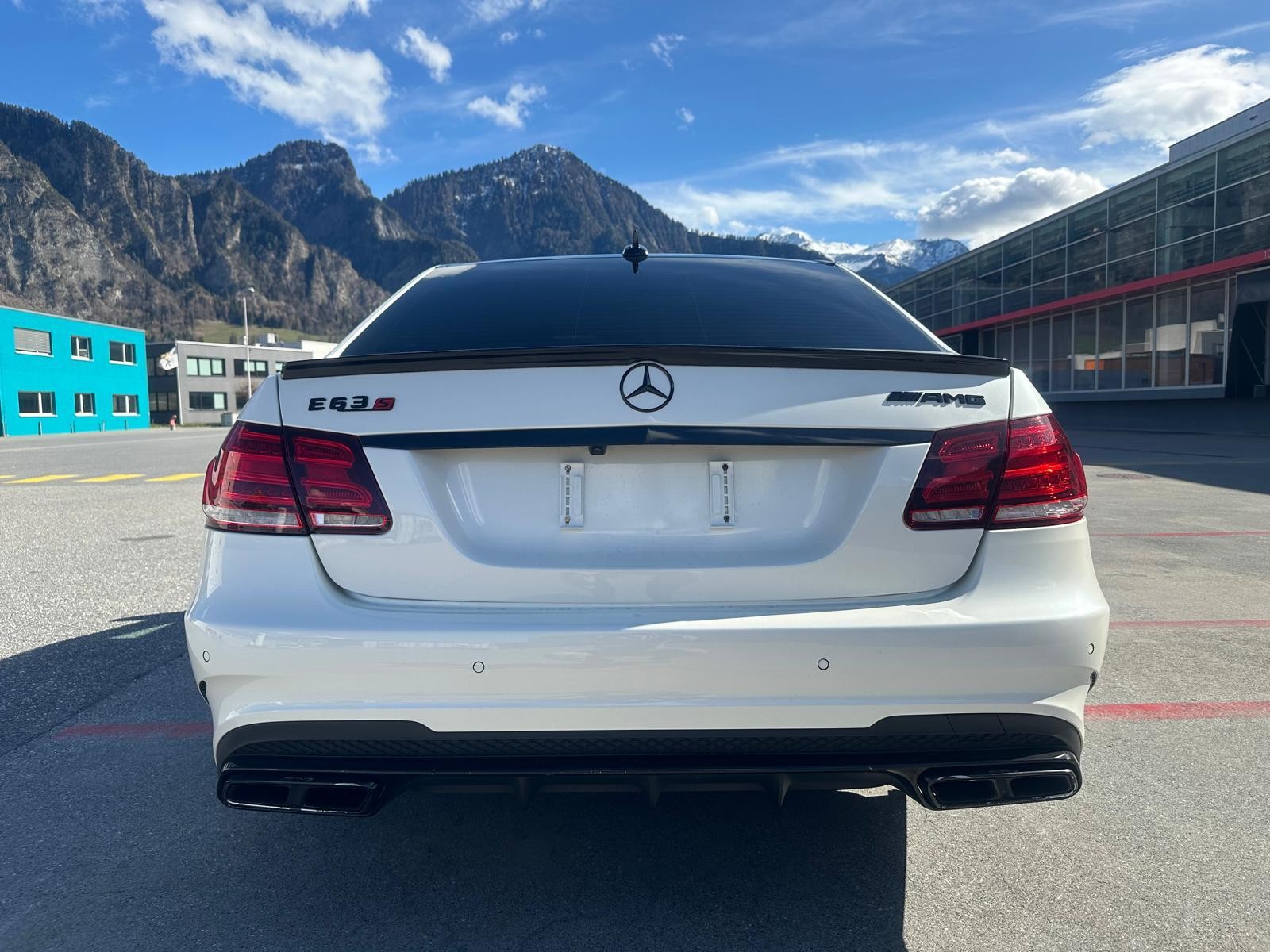 MERCEDES-BENZ E 63 AMG S 4Matic Speedshift-image-9