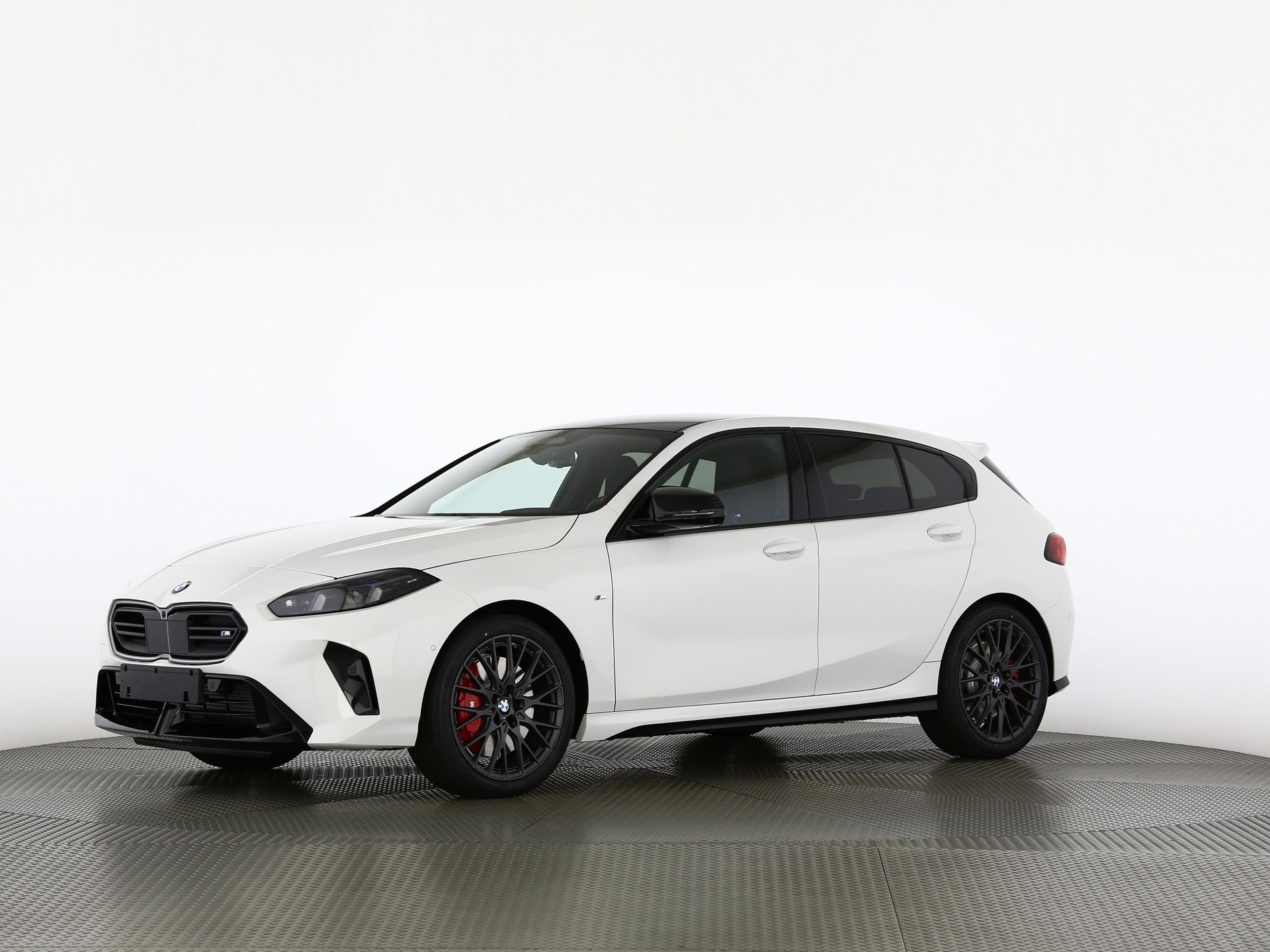 BMW M135i xDrive-image-8
