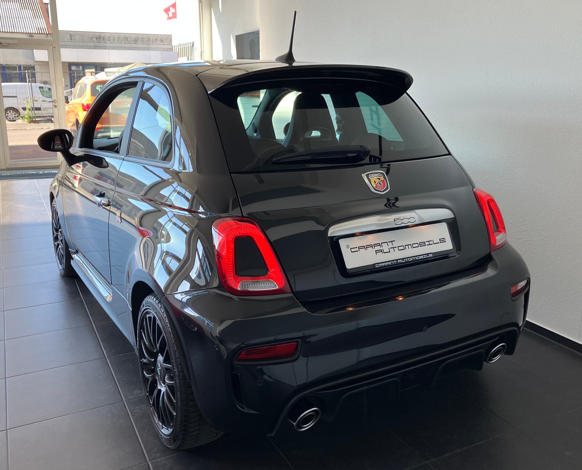 FIAT 595 1.4 16V Turbo Abarth Turismo Dualogic-image-9