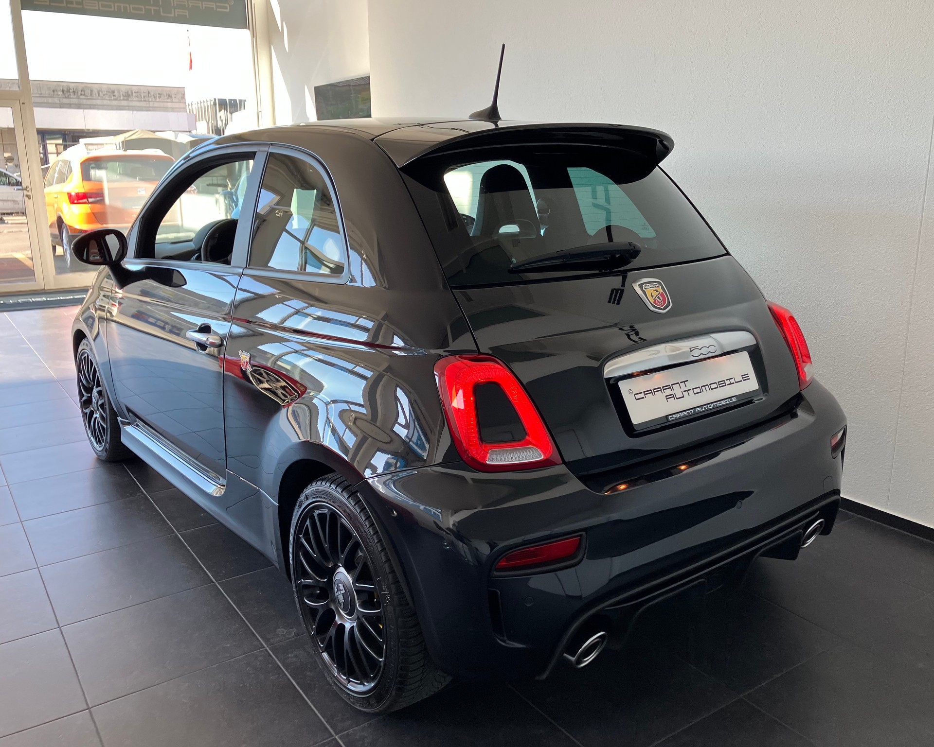 FIAT 595 1.4 16V Turbo Abarth Turismo Dualogic-image-8