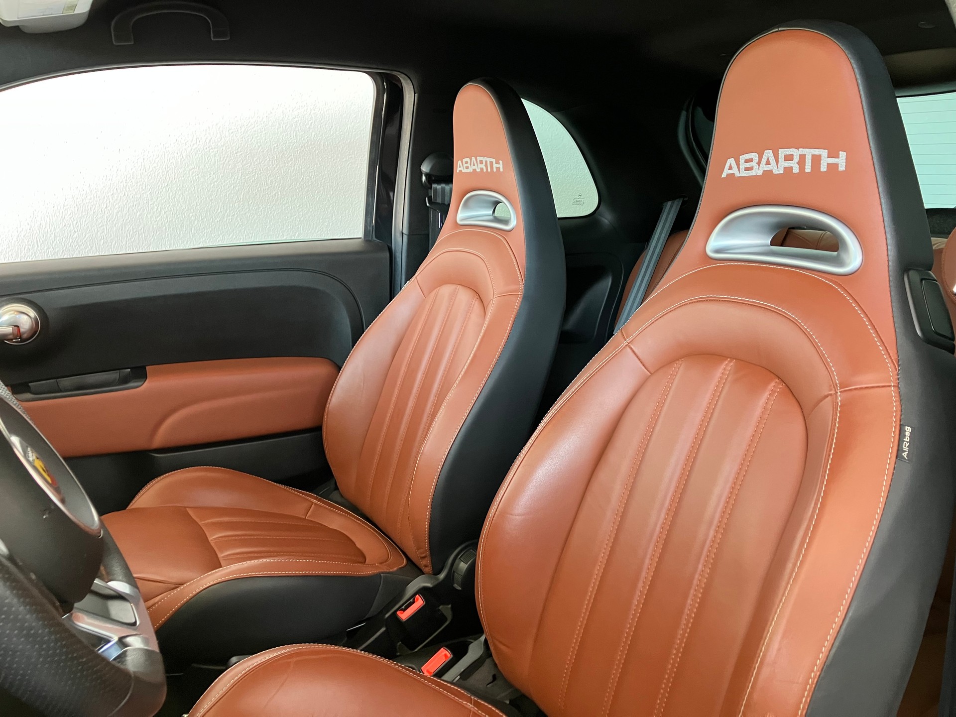 FIAT 595 1.4 16V Turbo Abarth Turismo Dualogic-image-13