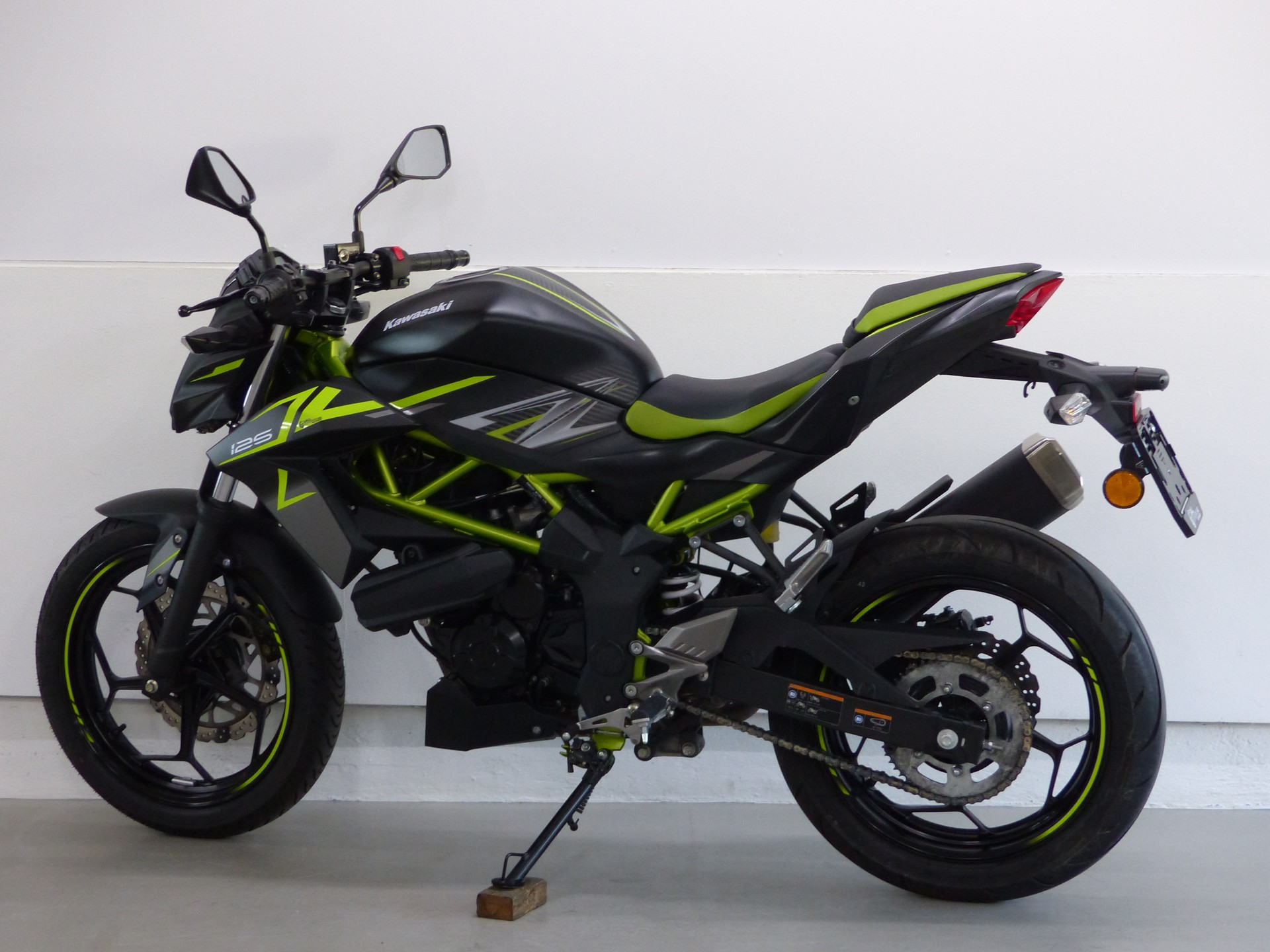 KAWASAKI Z 125 ABS-image-3