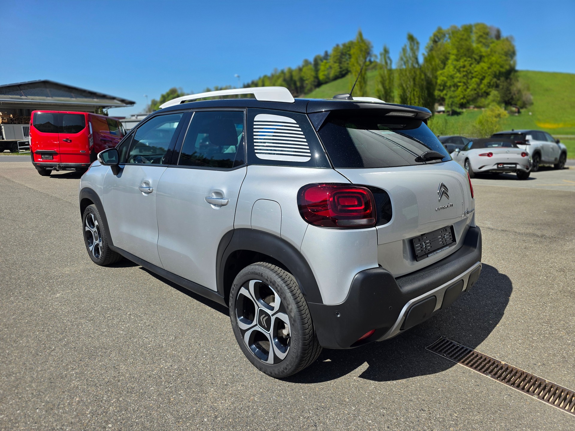 CITROEN C3 Aircross 1.2i PureTech Shine EAT-image-2