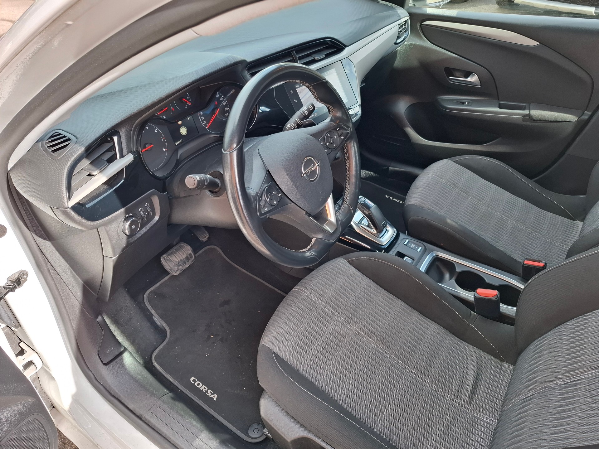 OPEL Corsa 1.2 TP Edition-image-7