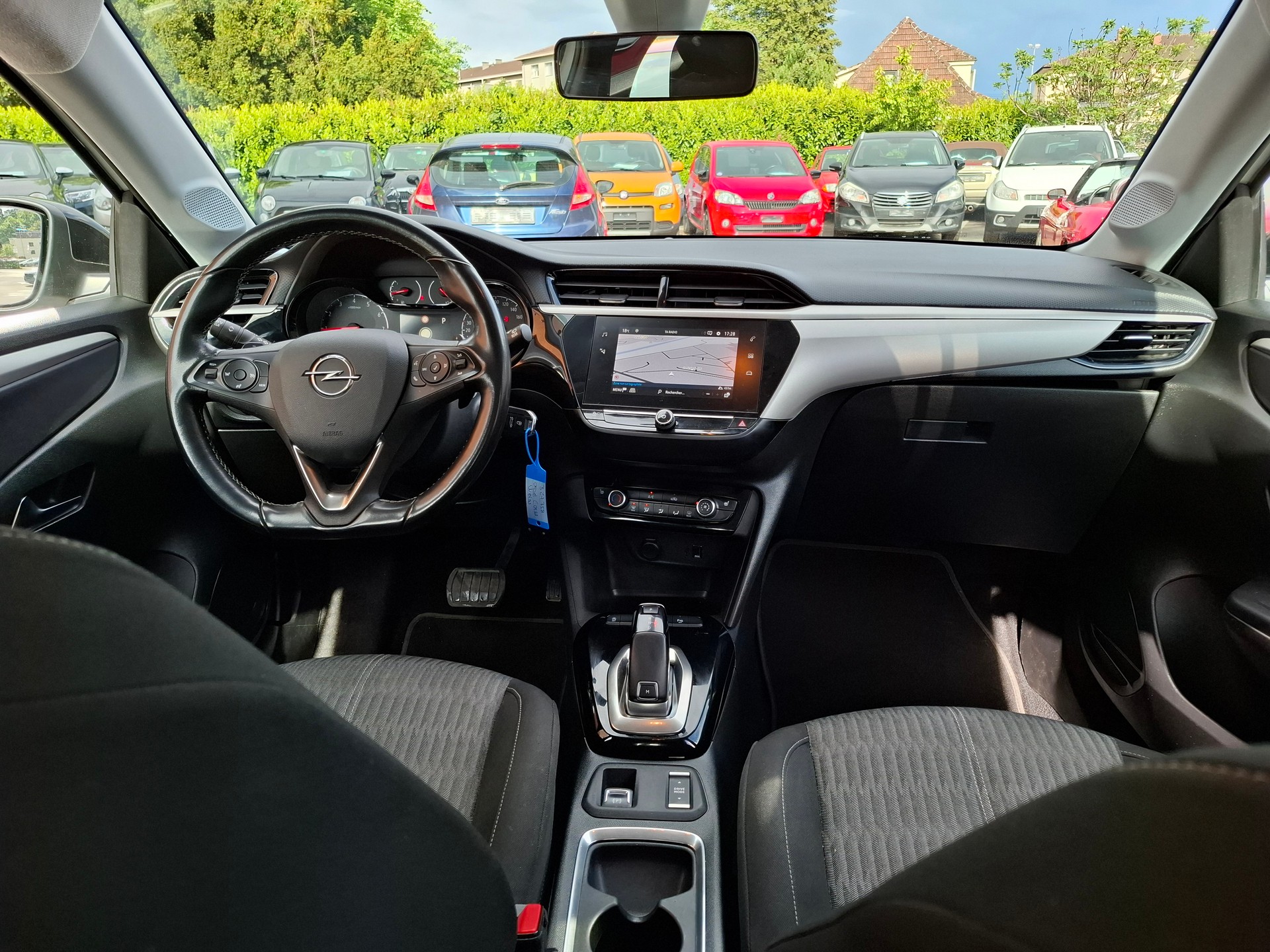 OPEL Corsa 1.2 TP Edition-image-9