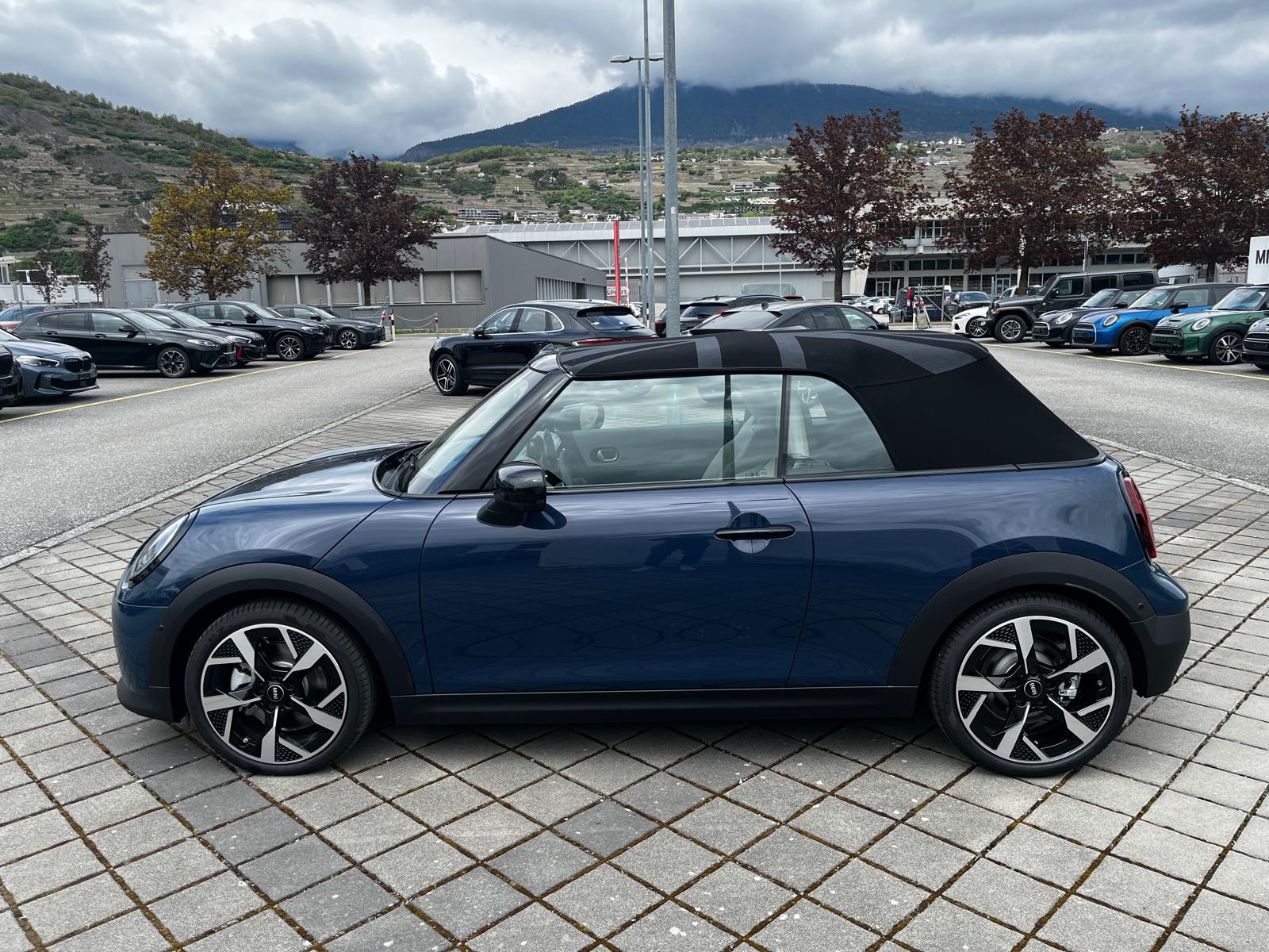 MINI Cooper S Cabriolet DKG-showroom-element-2