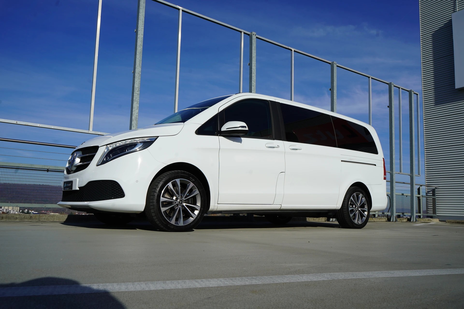 MERCEDES-BENZ V 250 d LANG TREND SPORT 4MATIC 9G-TRONIC l 190 PS-image-10