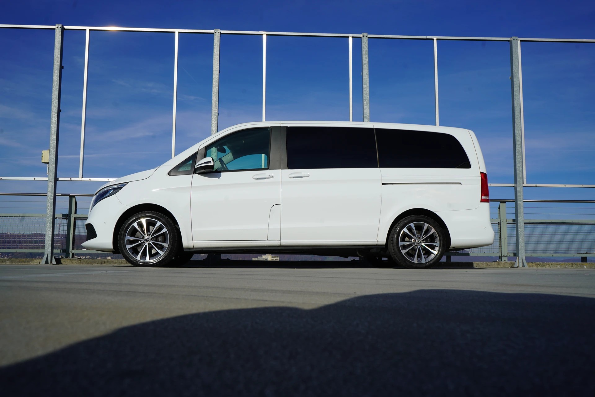 MERCEDES-BENZ V 250 d LANG TREND SPORT 4MATIC 9G-TRONIC l 190 PS-image-1