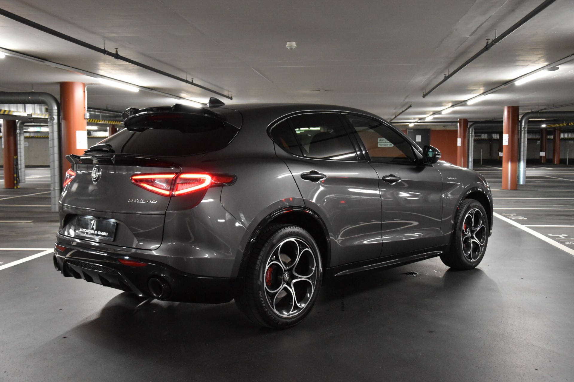 ALFA ROMEO Stelvio 2.0 Veloce Q4 AT8-image-9