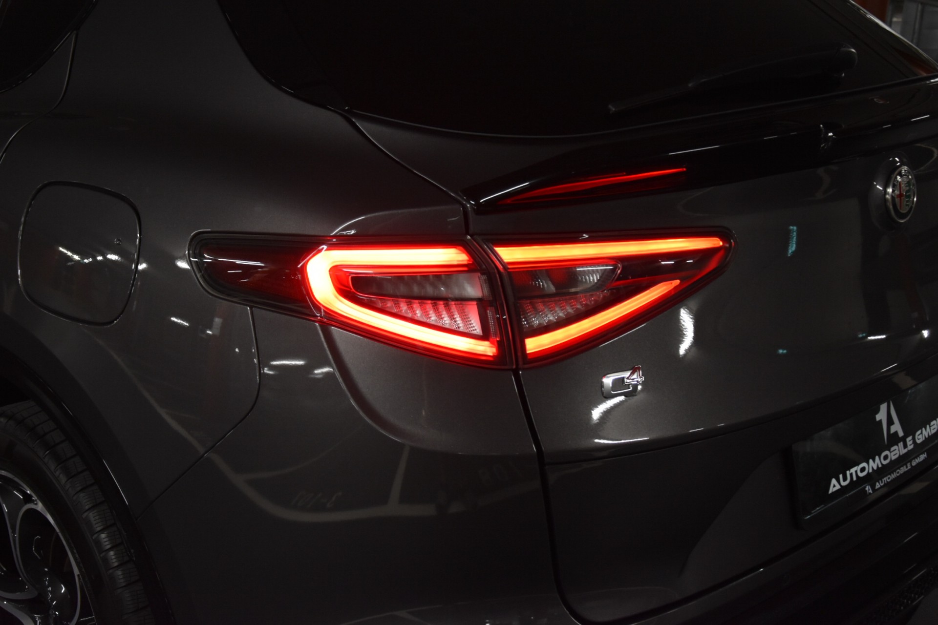 ALFA ROMEO Stelvio 2.0 Veloce Q4 AT8-image-6