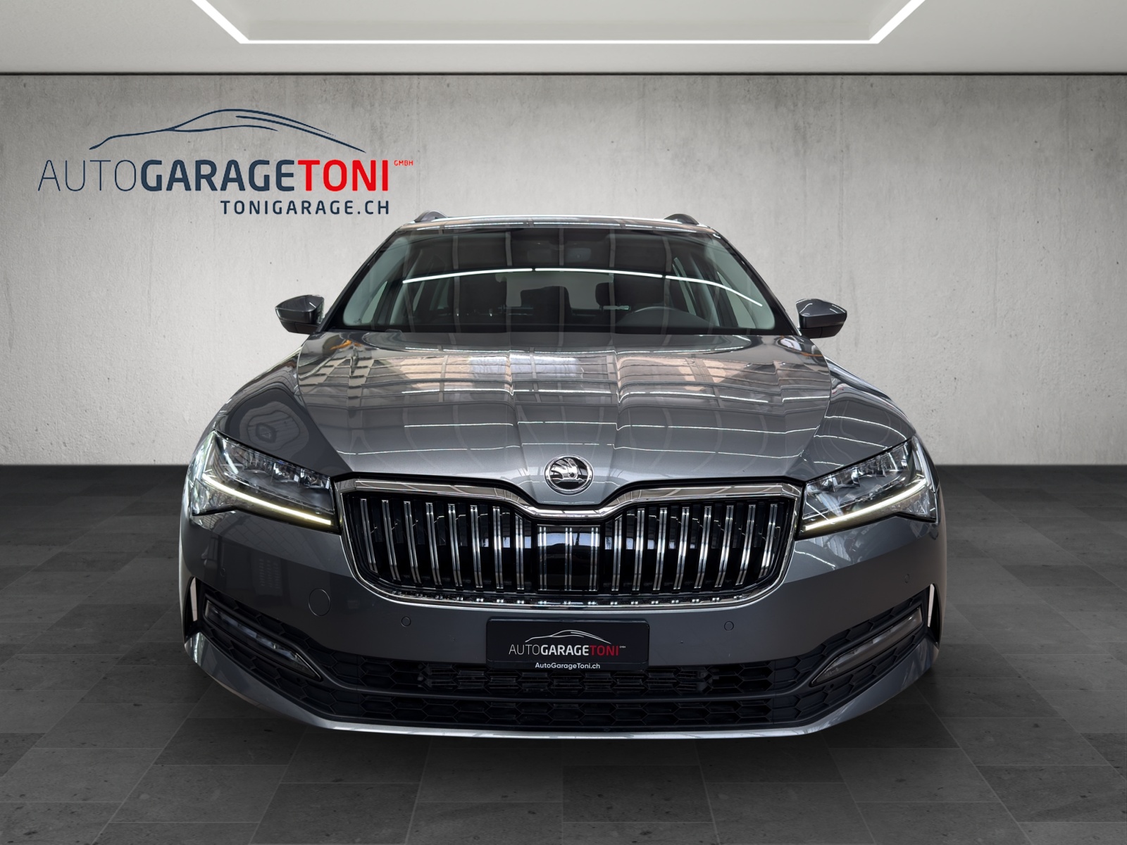 SKODA Superb Combi 1.5 TSI Ambition DSG *Werksgarantie bis 07.2028*-showroom-element-2