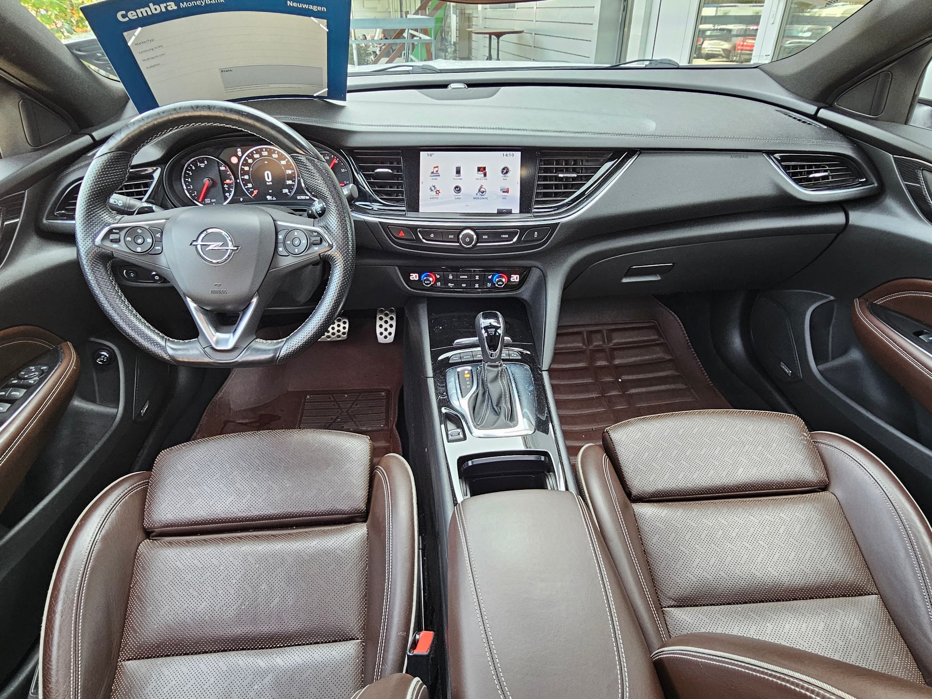 OPEL Insignia 2.0 T Sports Tourer Excellence 4WD Automat.-image-6