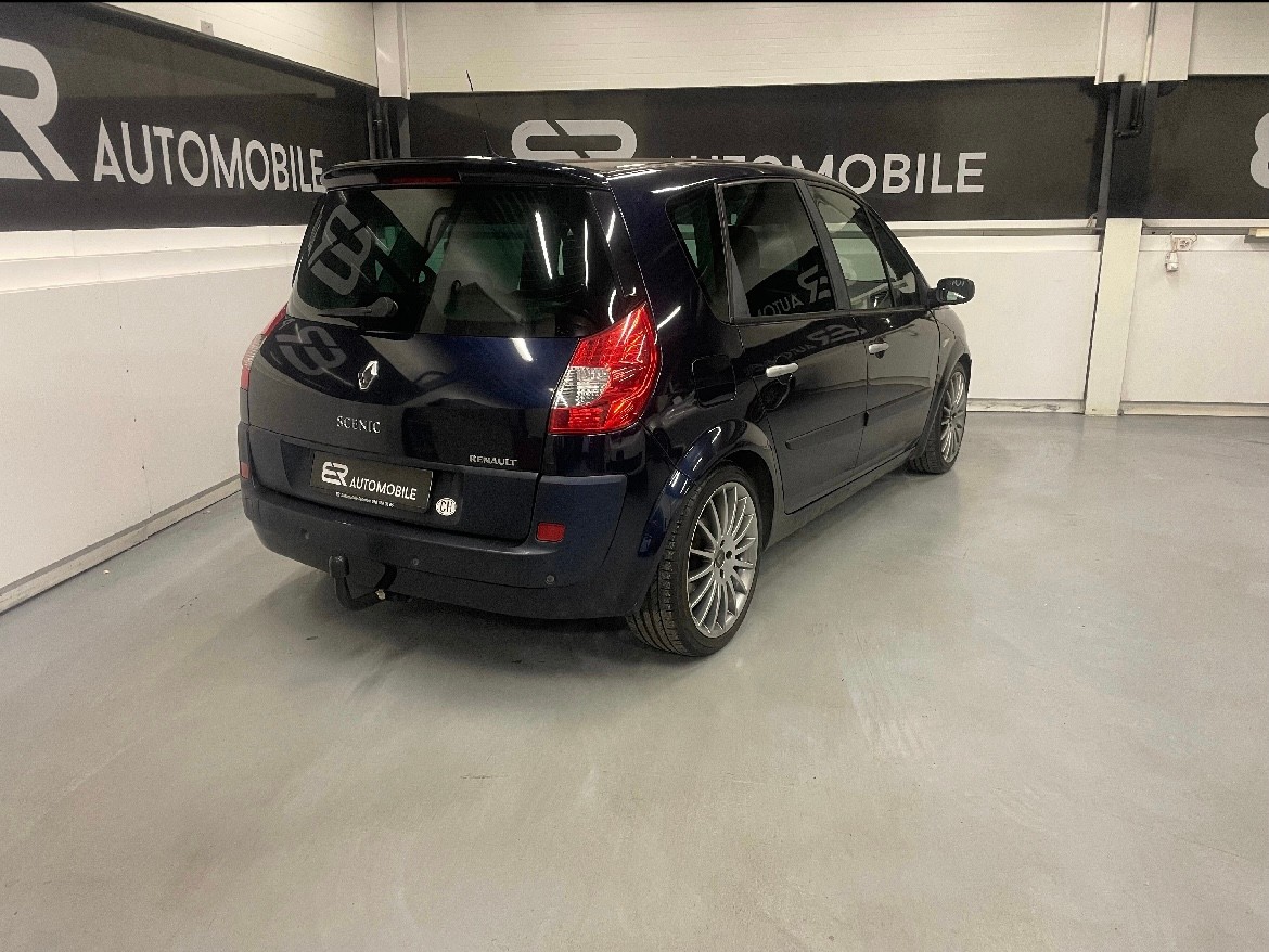 RENAULT Scénic 2.0 16V Dynamique-image-2