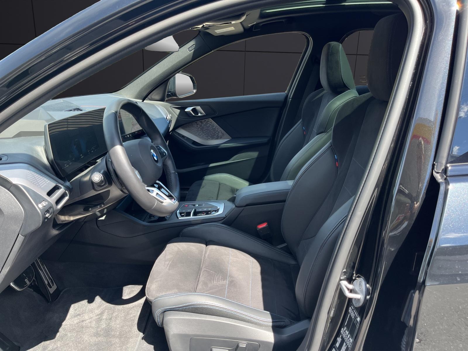BMW 123 xDrive-showroom-element-1