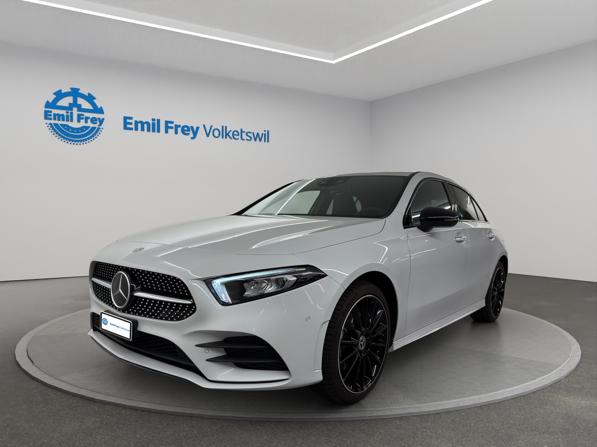 MERCEDES-BENZ A 250 e AMG Line-image-0