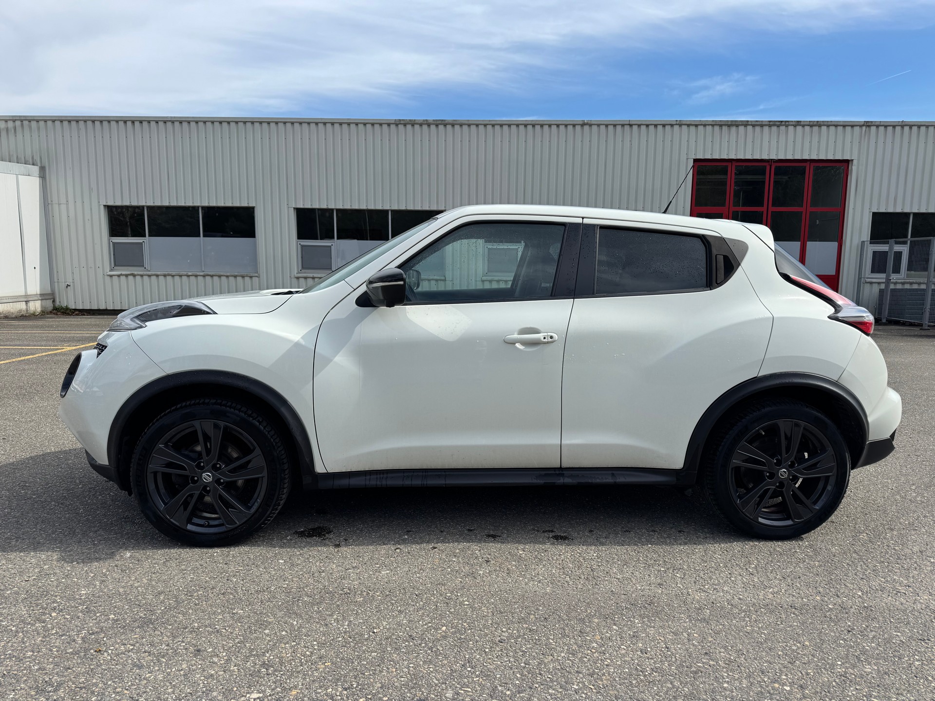NISSAN Juke 1.6 DIG-T tekna 4x4 Xtronic M-CVT-image-2