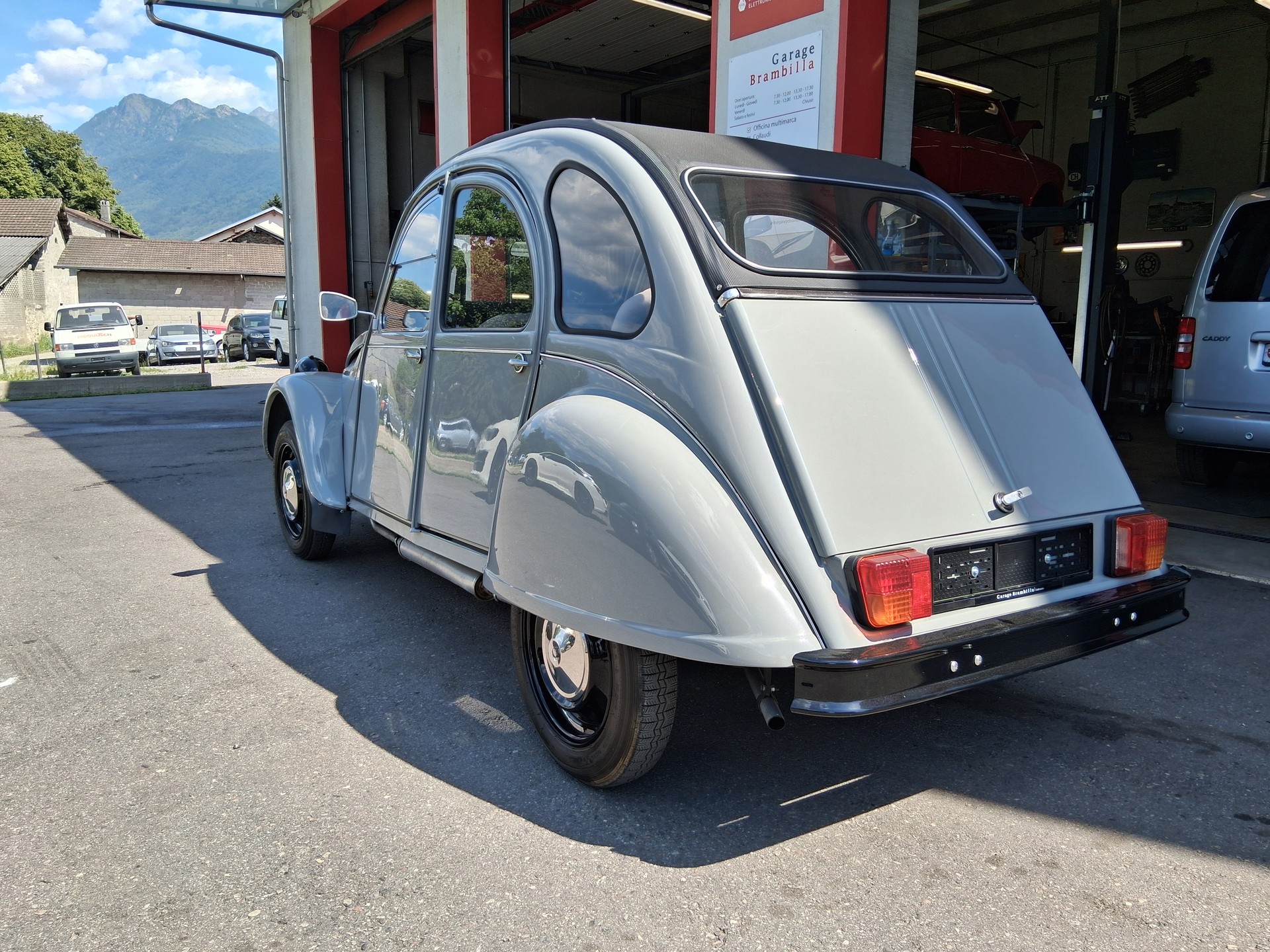 CITROEN 2CV6 Charleston-image-4